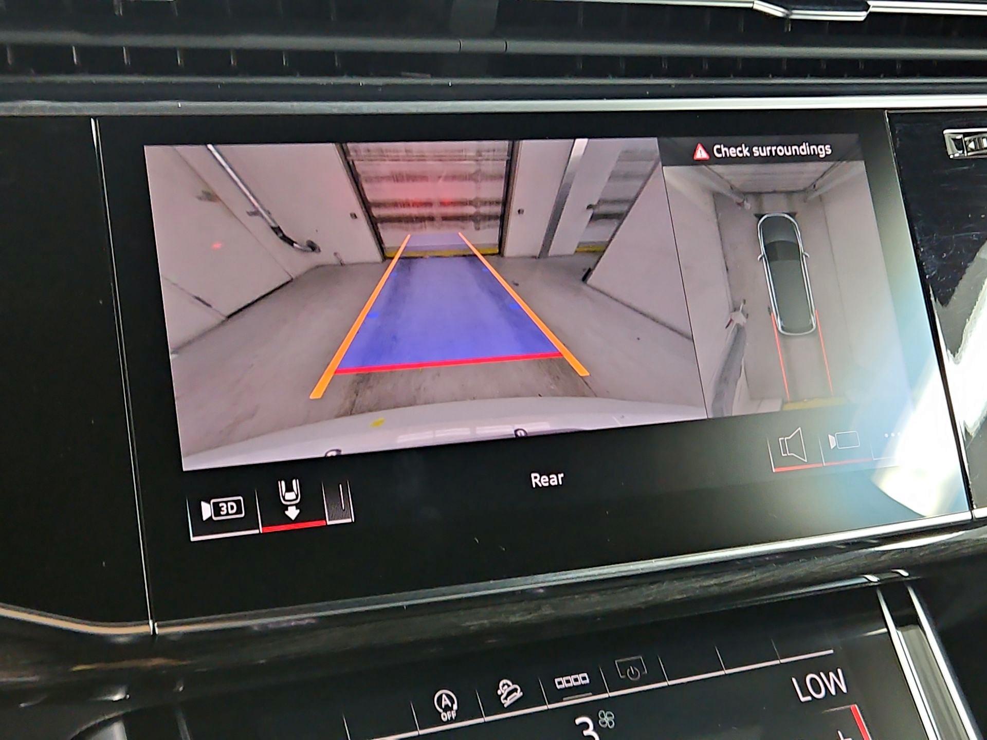 Thumbnail: 2025 Audi Q7 - 15