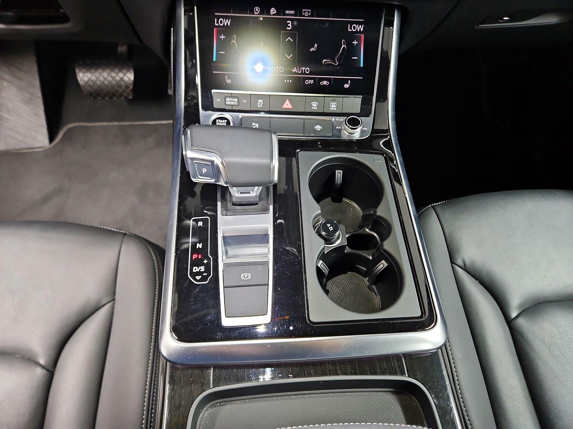 Thumbnail: 2025 Audi Q7 - 18