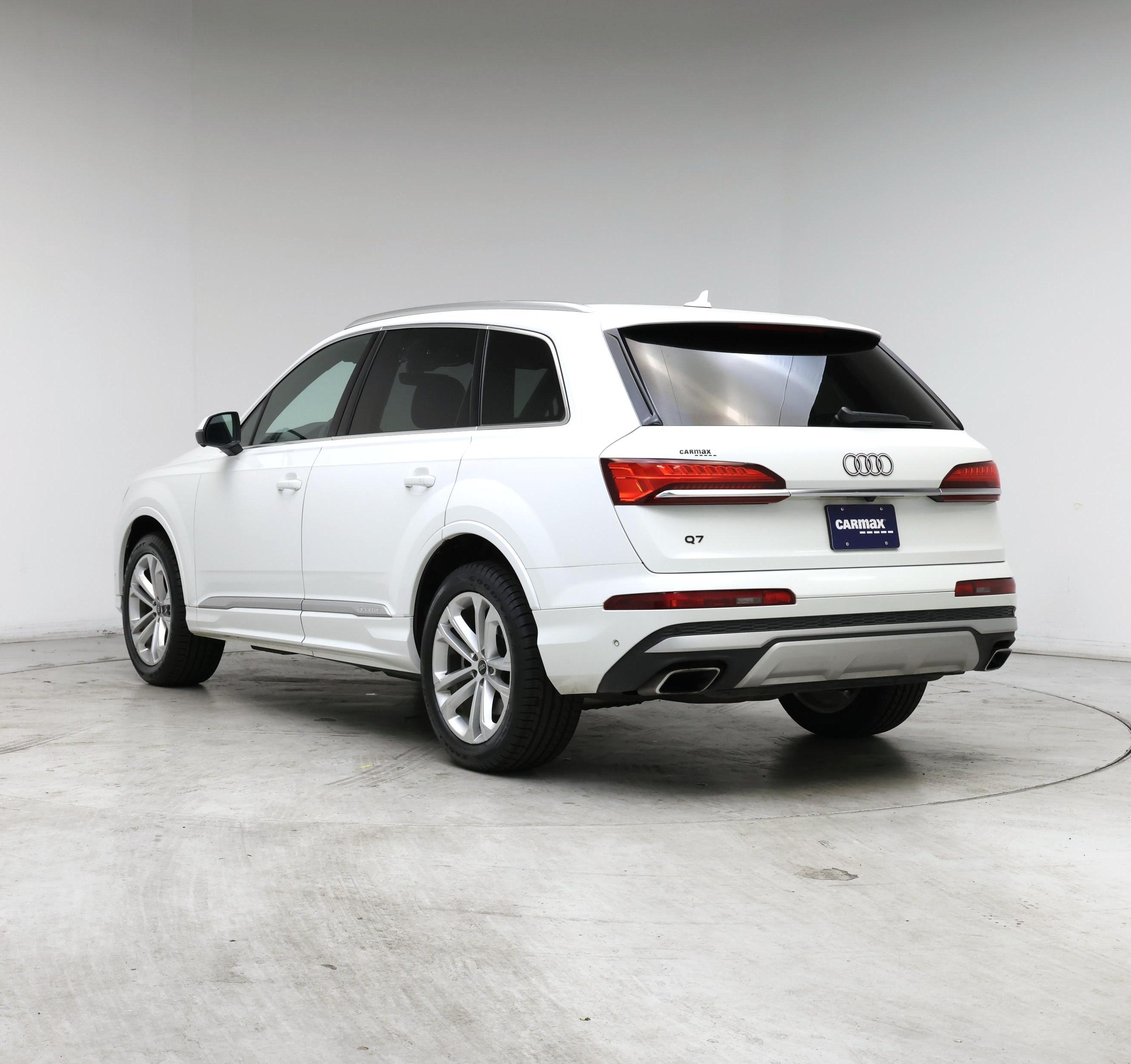 Thumbnail: 2025 Audi Q7 - 2