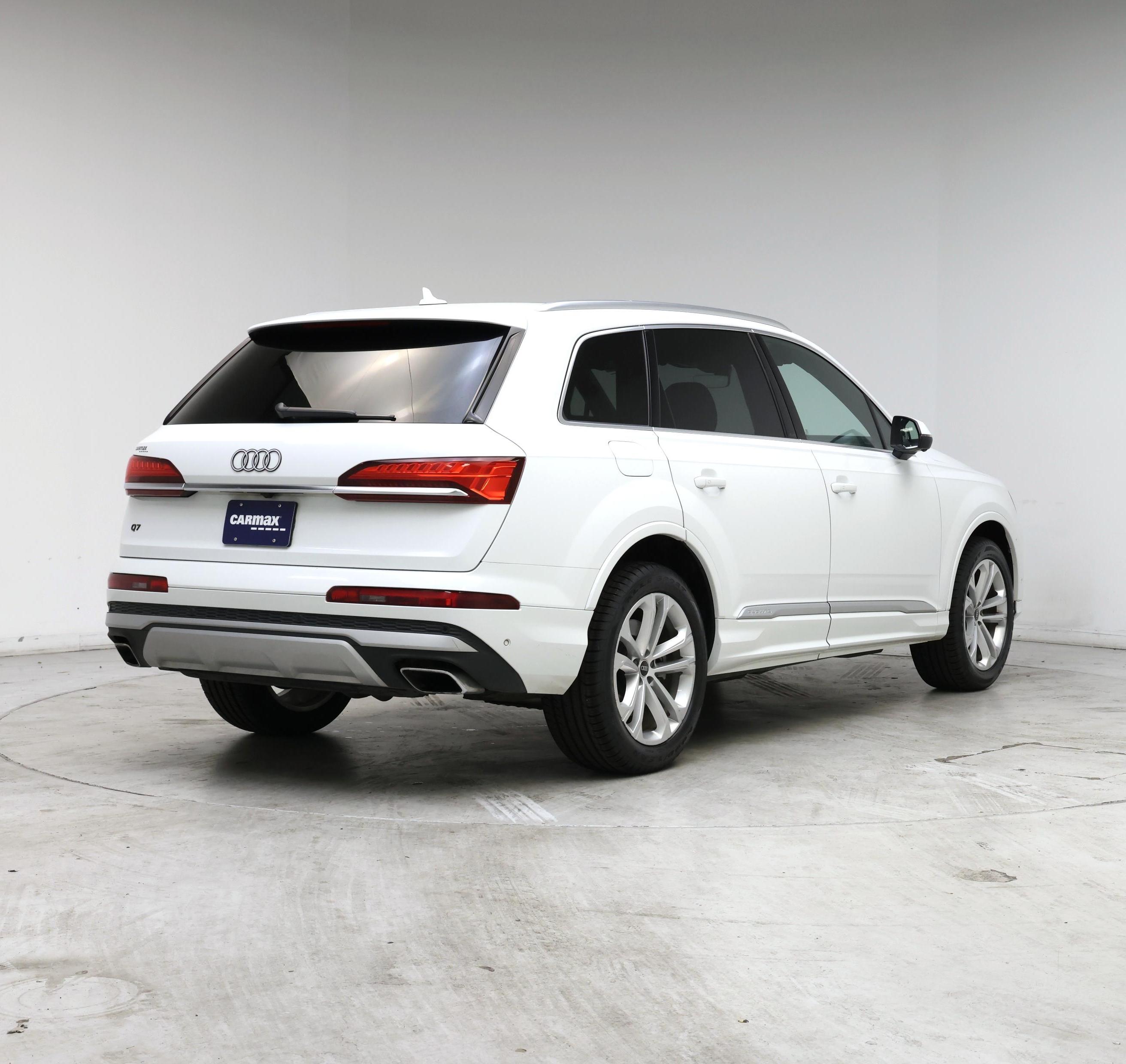 Thumbnail: 2025 Audi Q7 - 8