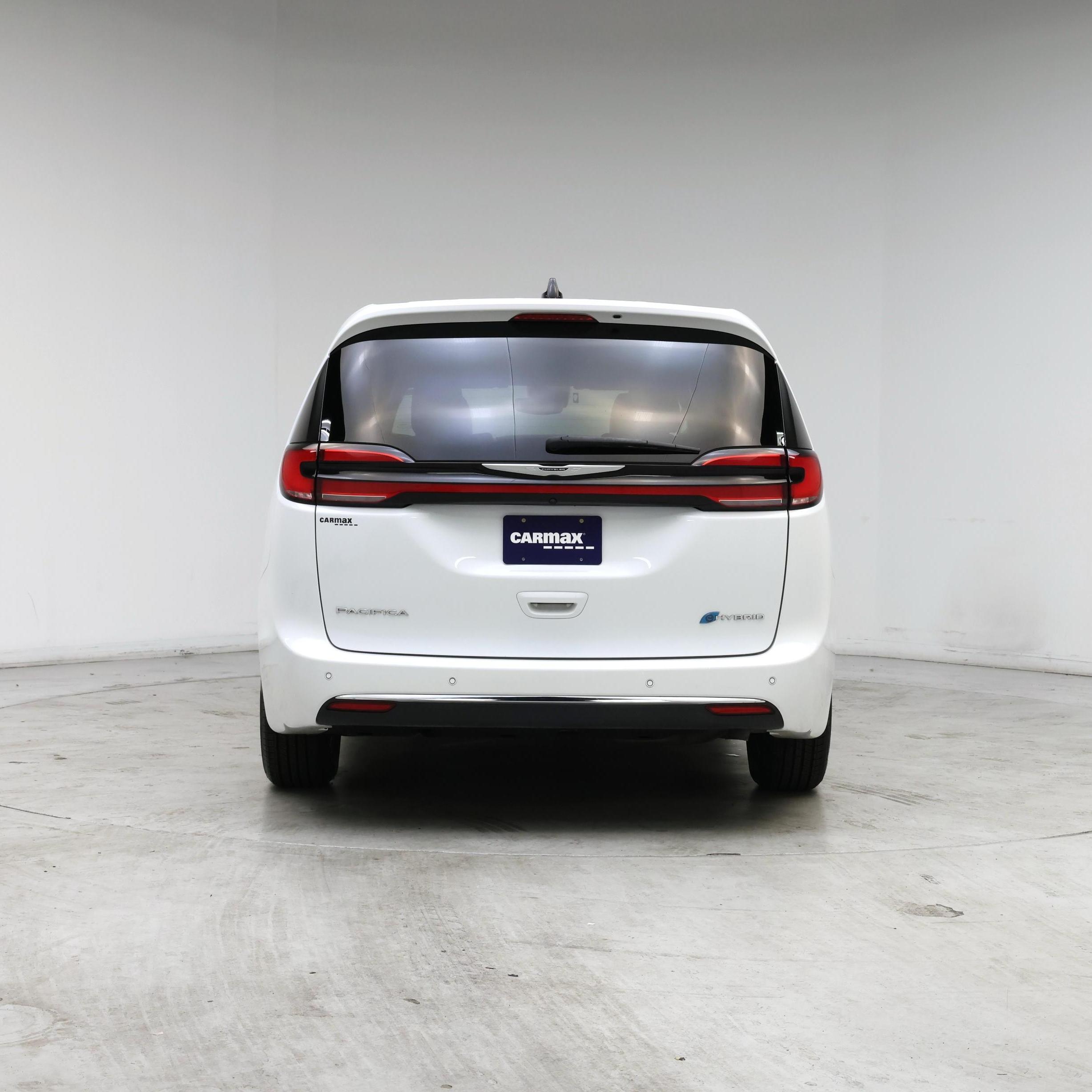 Thumbnail: 2024 Chrysler Pacifica - 6