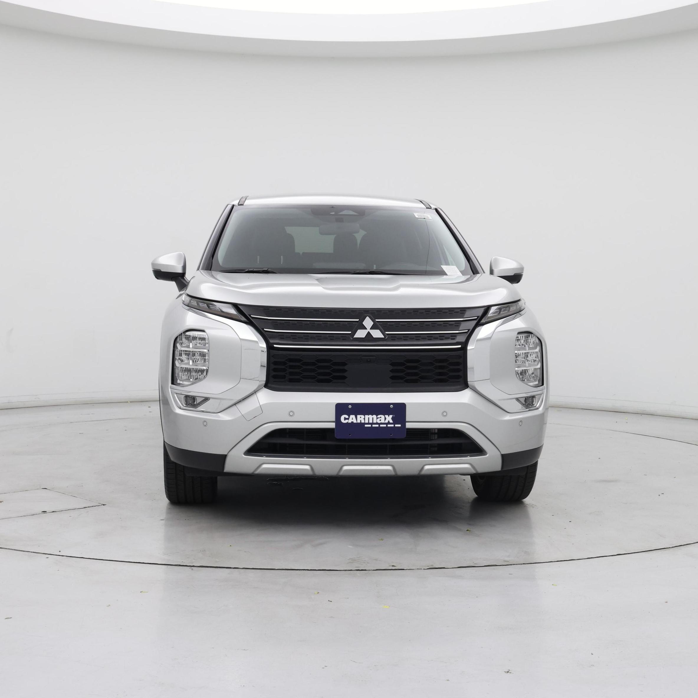 Thumbnail: 2024 Mitsubishi Outlander - 5