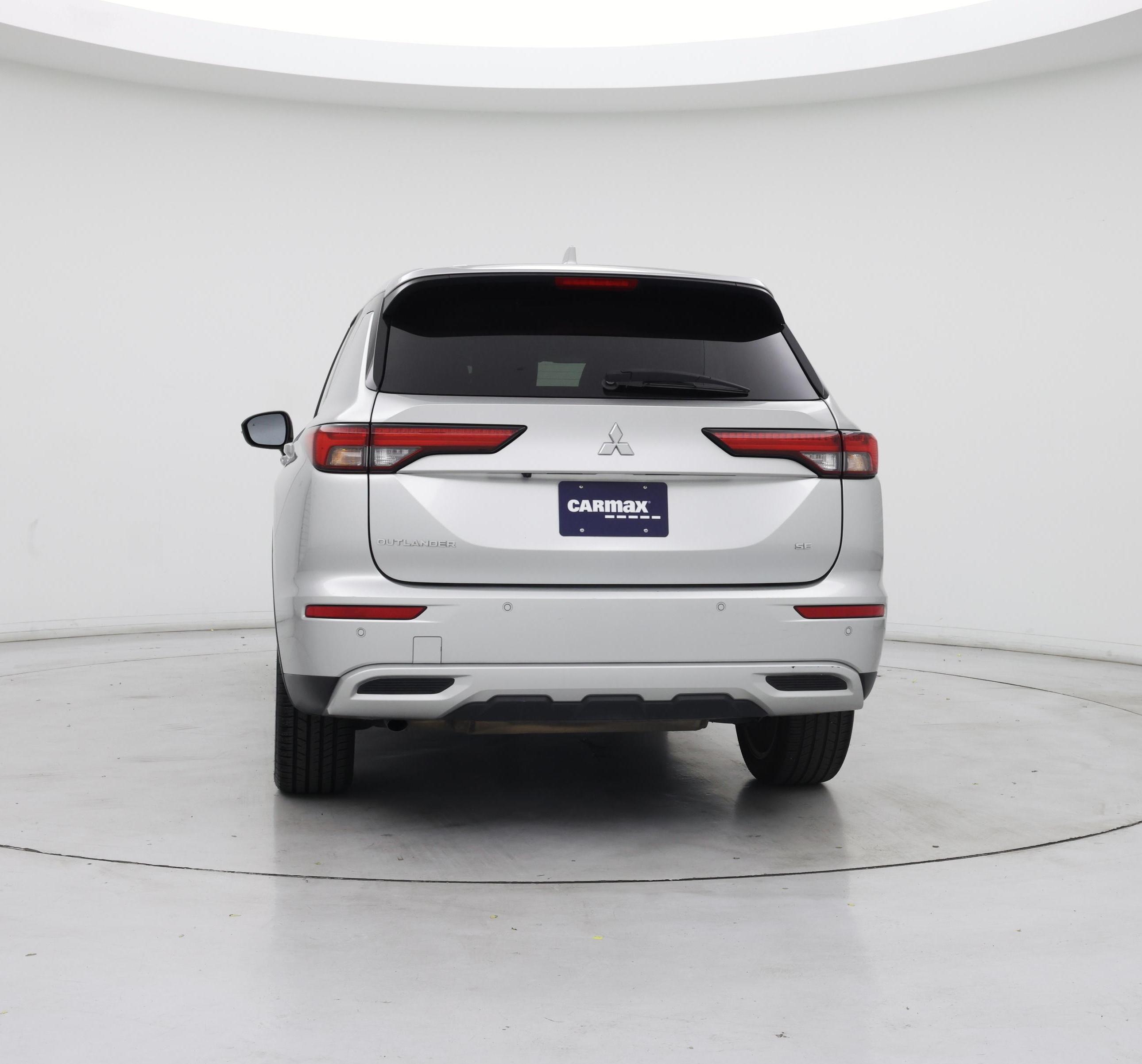 Thumbnail: 2024 Mitsubishi Outlander - 6