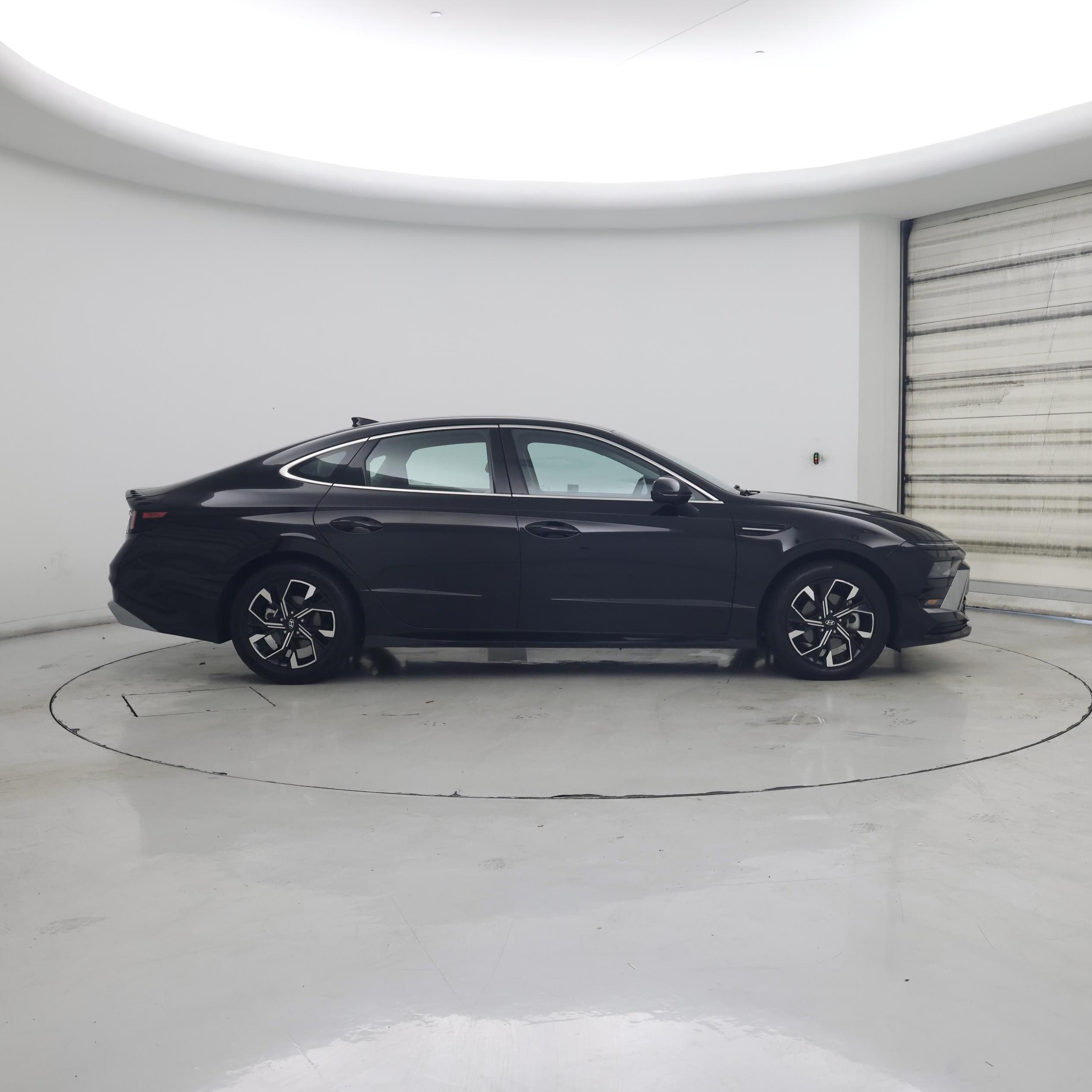 Thumbnail: 2024 Hyundai Sonata - 7