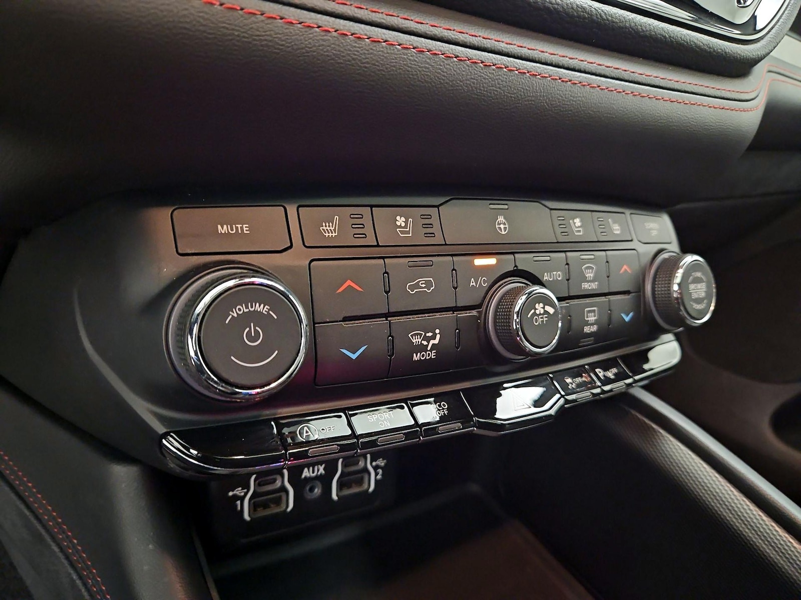 2024 Dodge Durango GT - Photo 18