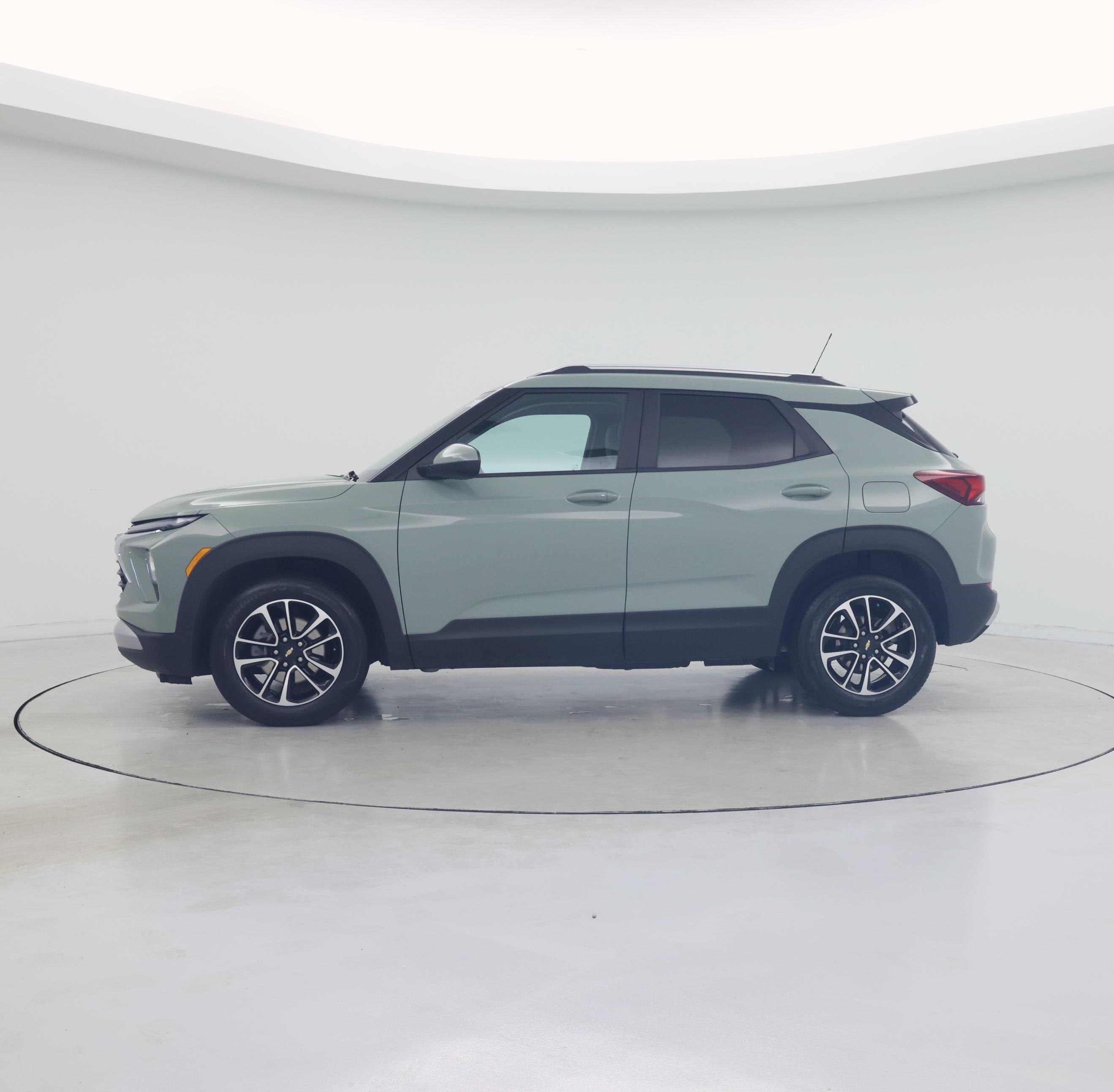 Thumbnail: 2025 Chevrolet TrailBlazer - 3