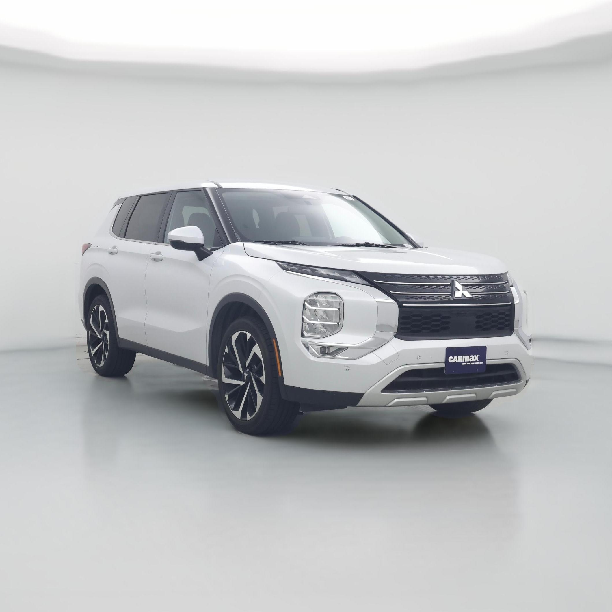 Thumbnail: 2024 Mitsubishi Outlander - 1