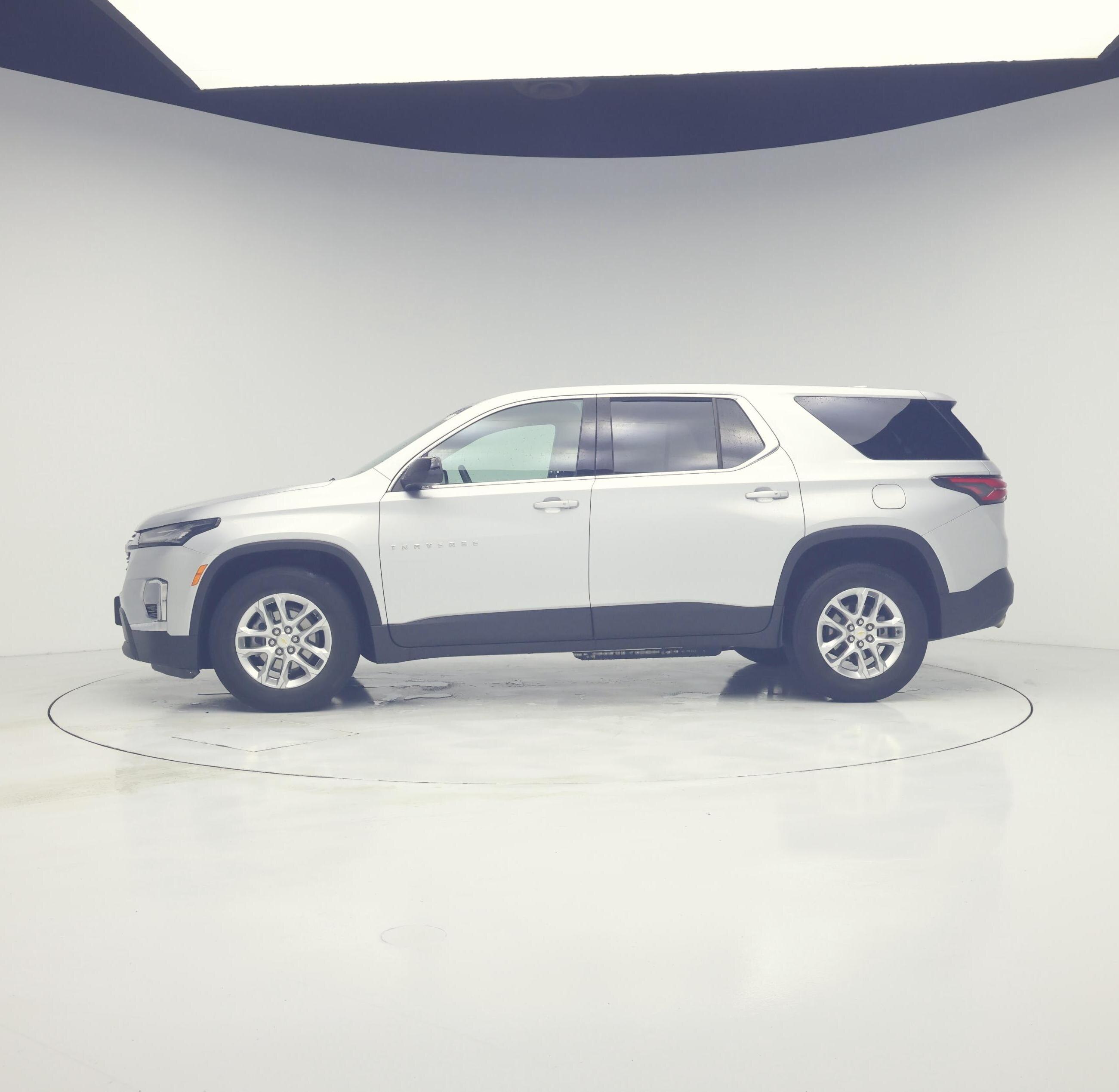 Thumbnail: 2022 Chevrolet Traverse - 3