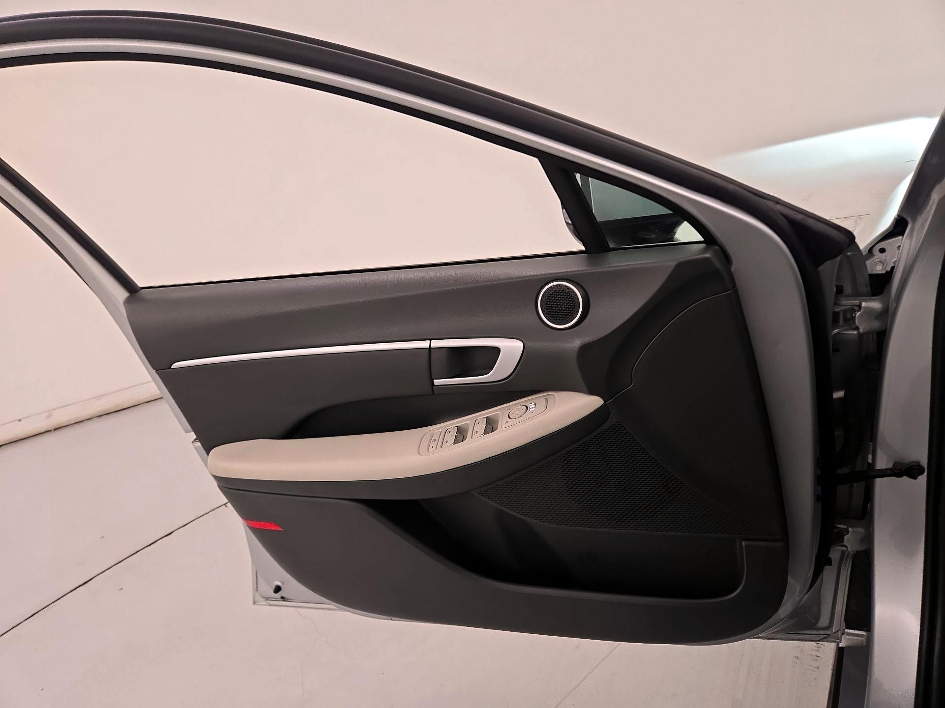 Thumbnail: 2024 Hyundai Sonata - 12