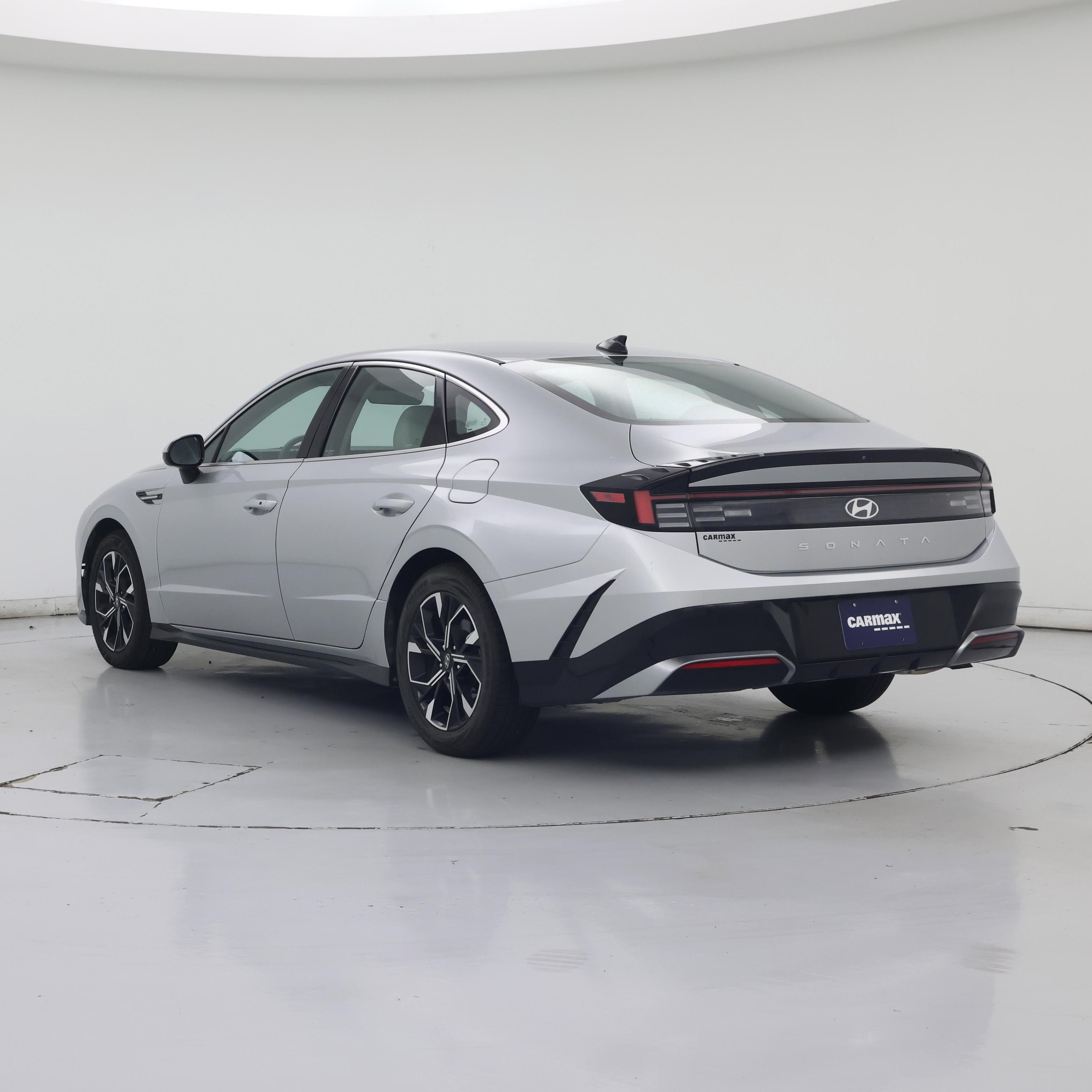 Thumbnail: 2024 Hyundai Sonata - 2