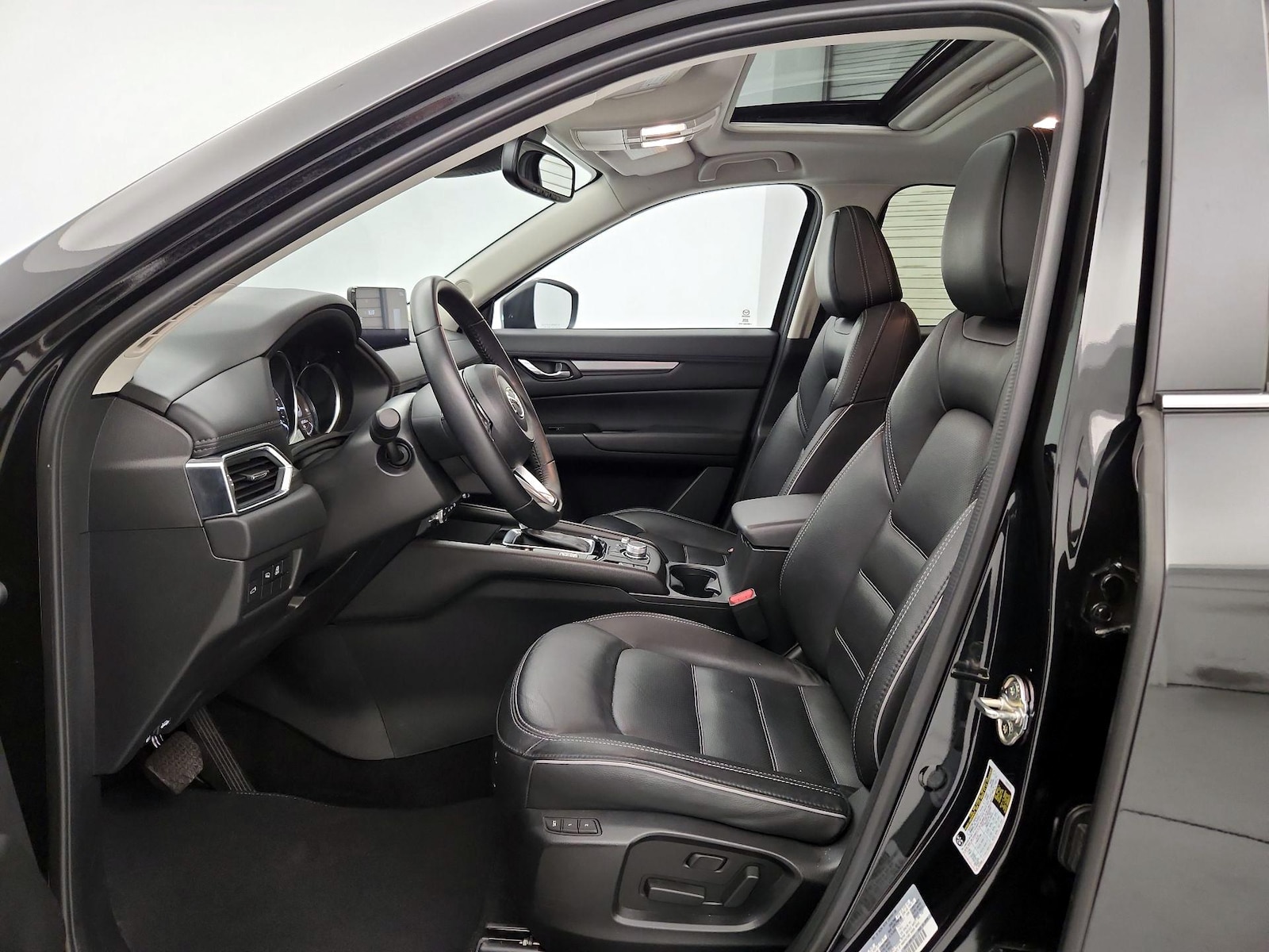 2025 Mazda CX-5 S Preferred package - Photo 12