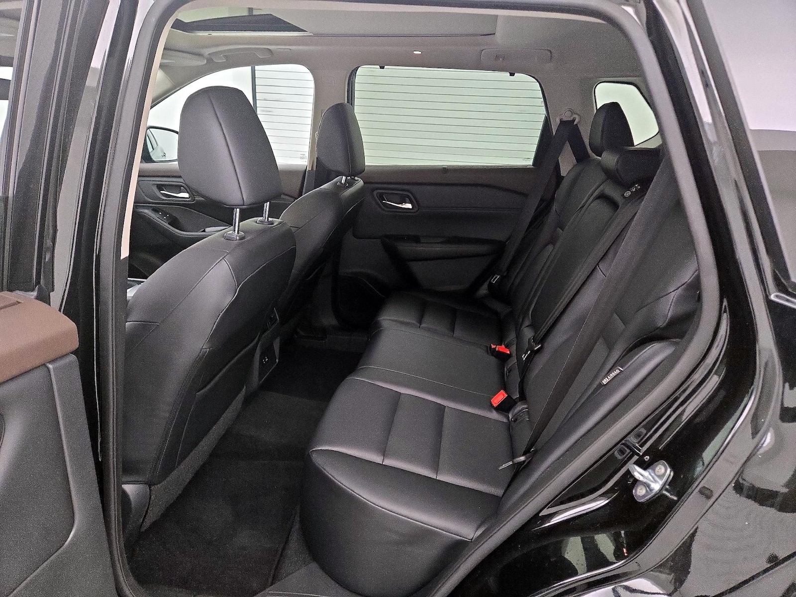 2022 Nissan Rogue SV - Photo 21