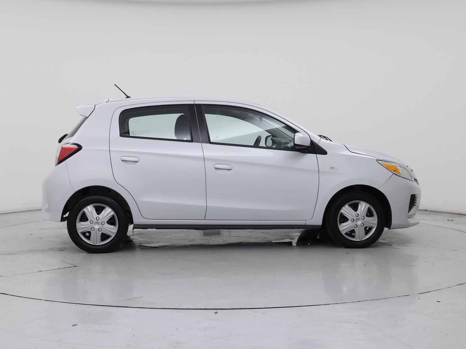 2024 Mitsubishi Mirage ES - Photo 8