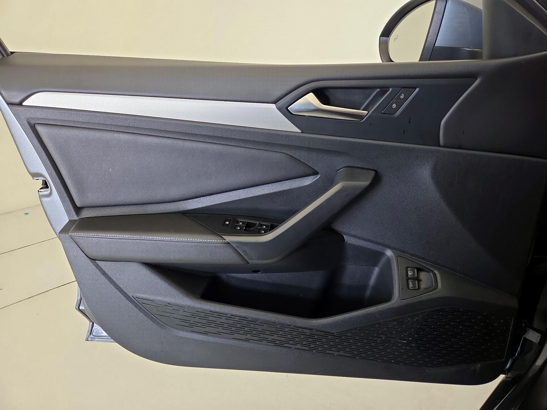 Thumbnail: 2024 Volkswagen Jetta - 12