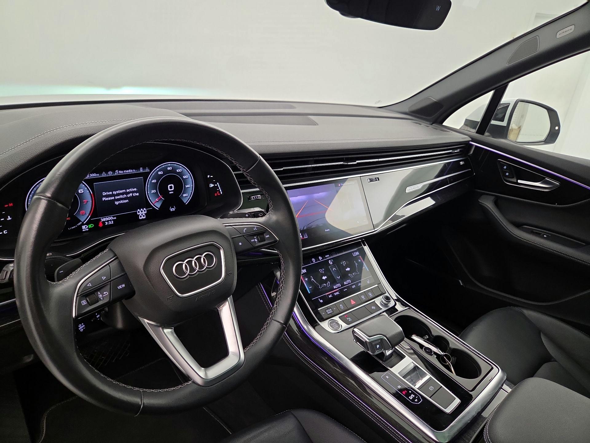 Thumbnail: 2025 Audi Q7 - 9