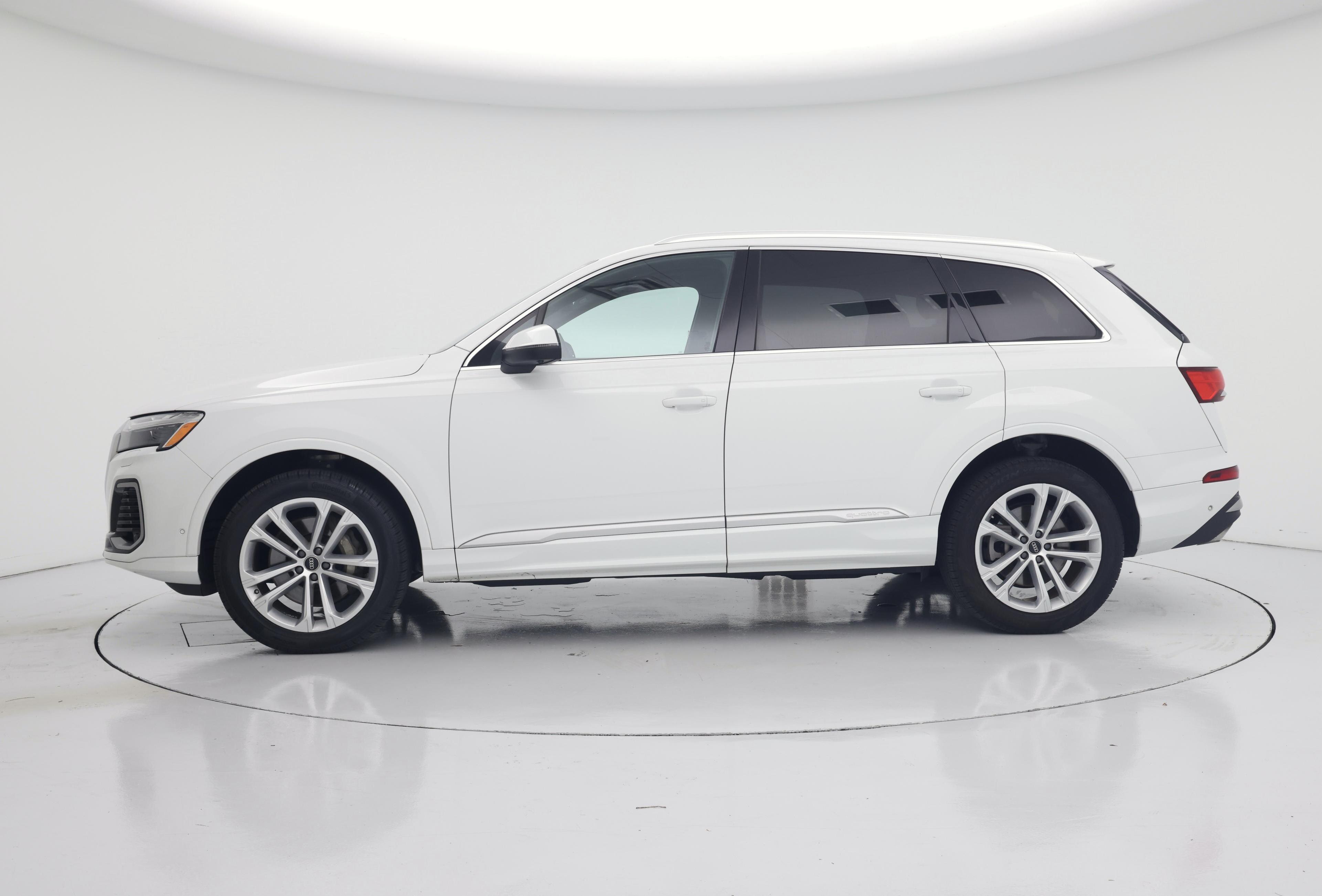 Thumbnail: 2025 Audi Q7 - 3