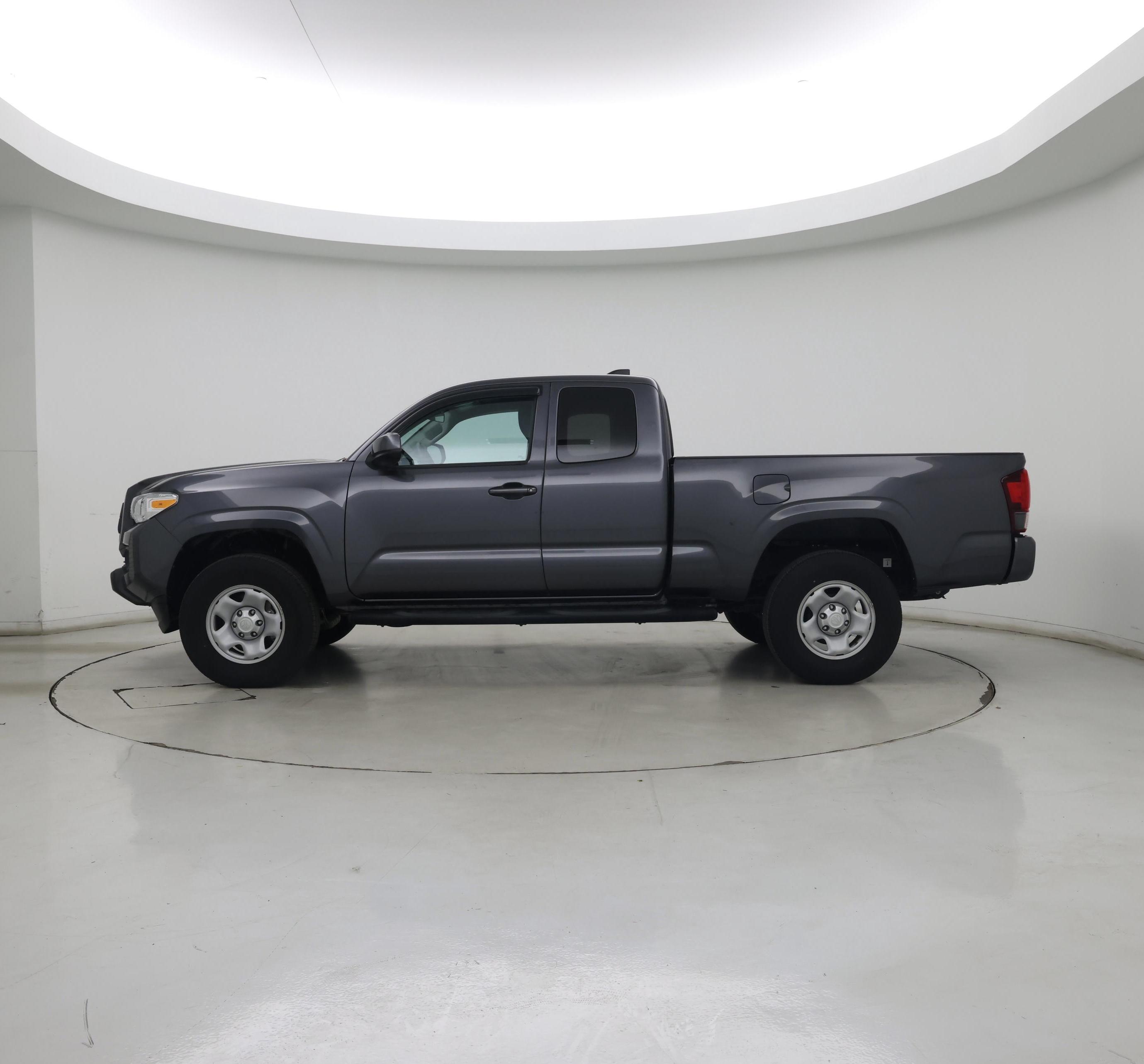 Thumbnail: 2023 Toyota Tacoma - 3