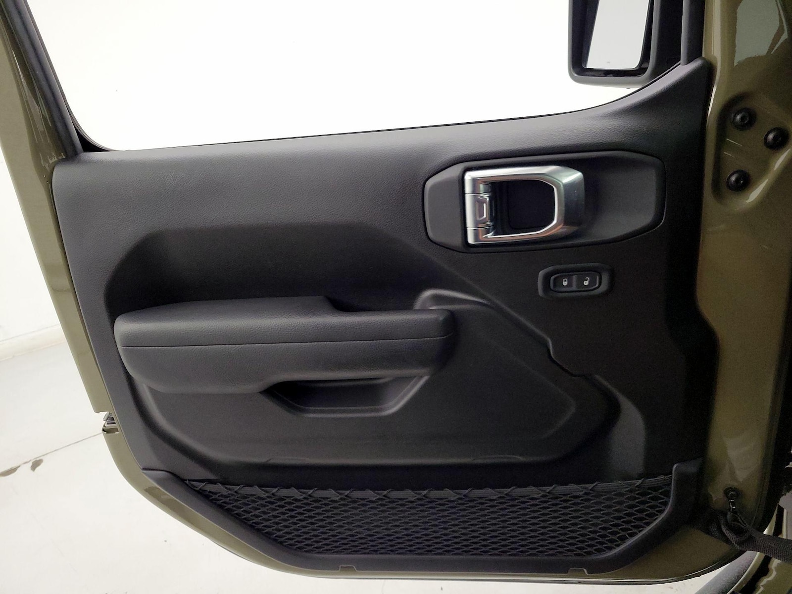 2025 Jeep Wrangler 2-Door Sport - Photo 13
