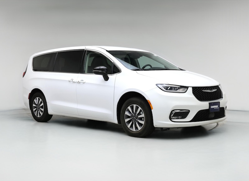 2024 Chrysler Pacifica Select