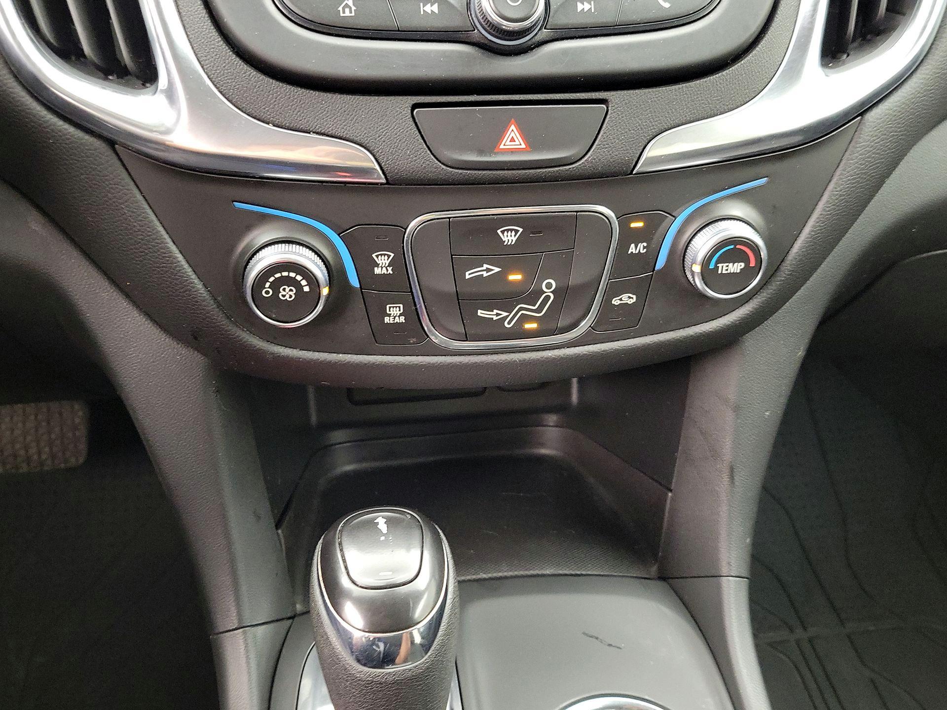 Thumbnail: 2021 Chevrolet Equinox - 16
