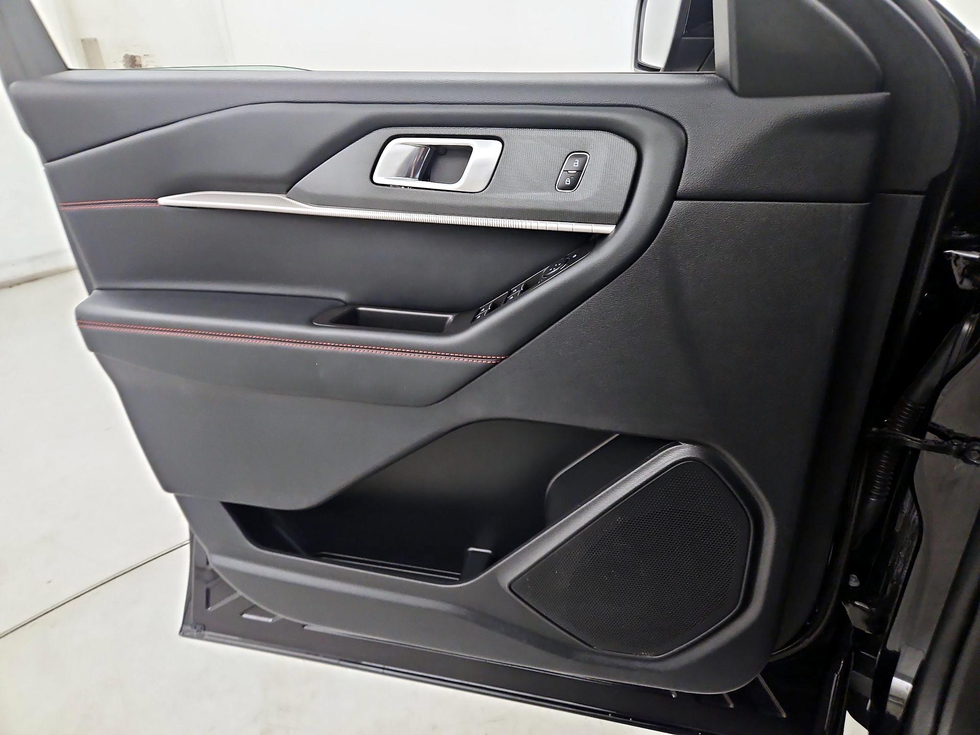 Thumbnail: 2025 Ford Explorer - 12