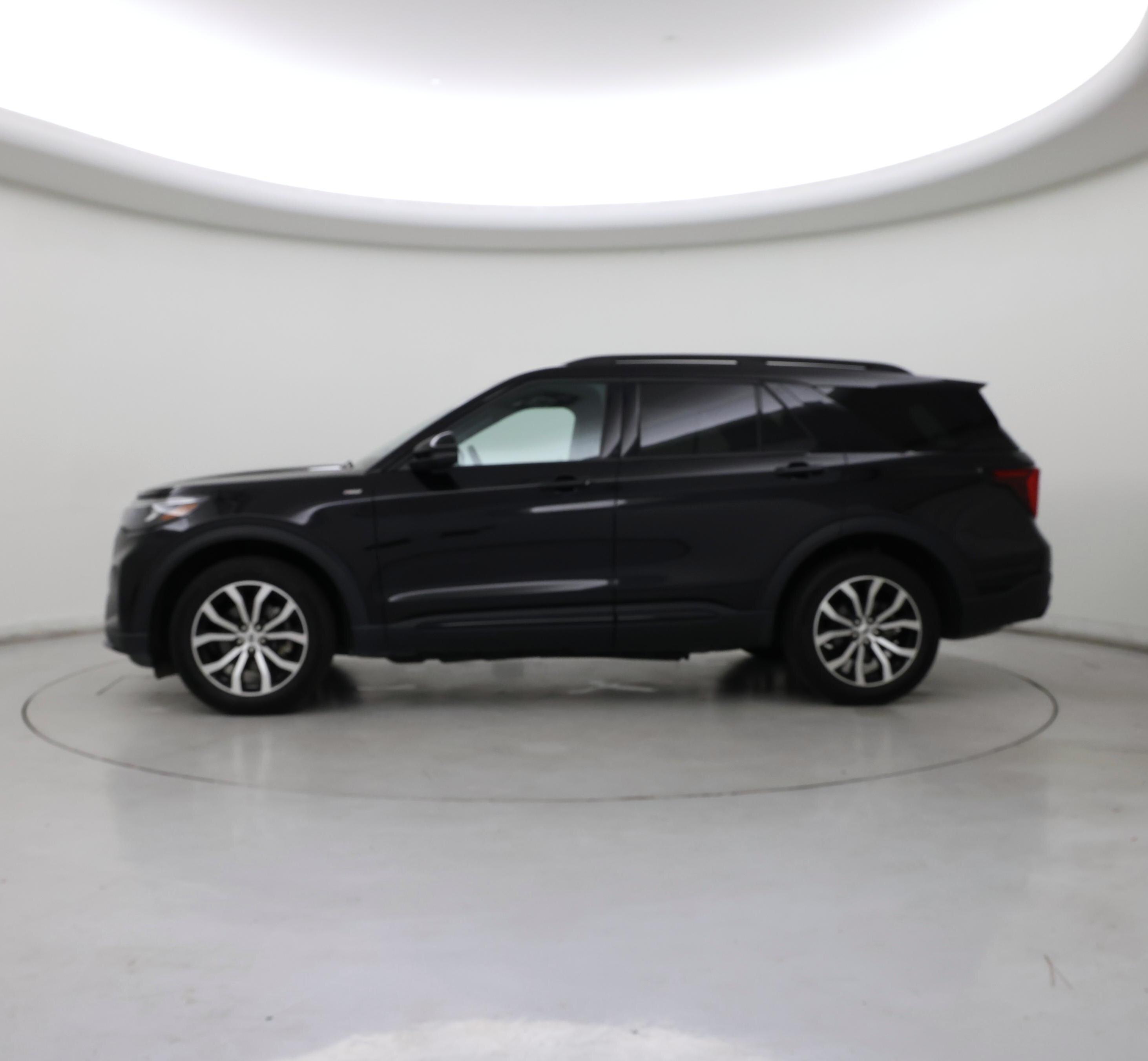 Thumbnail: 2025 Ford Explorer - 3