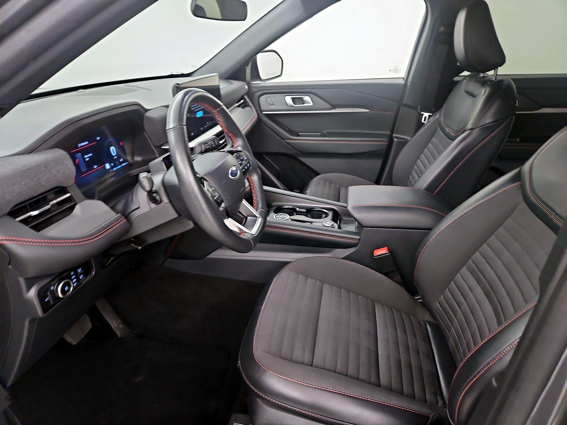 Thumbnail: 2025 Ford Explorer - 11