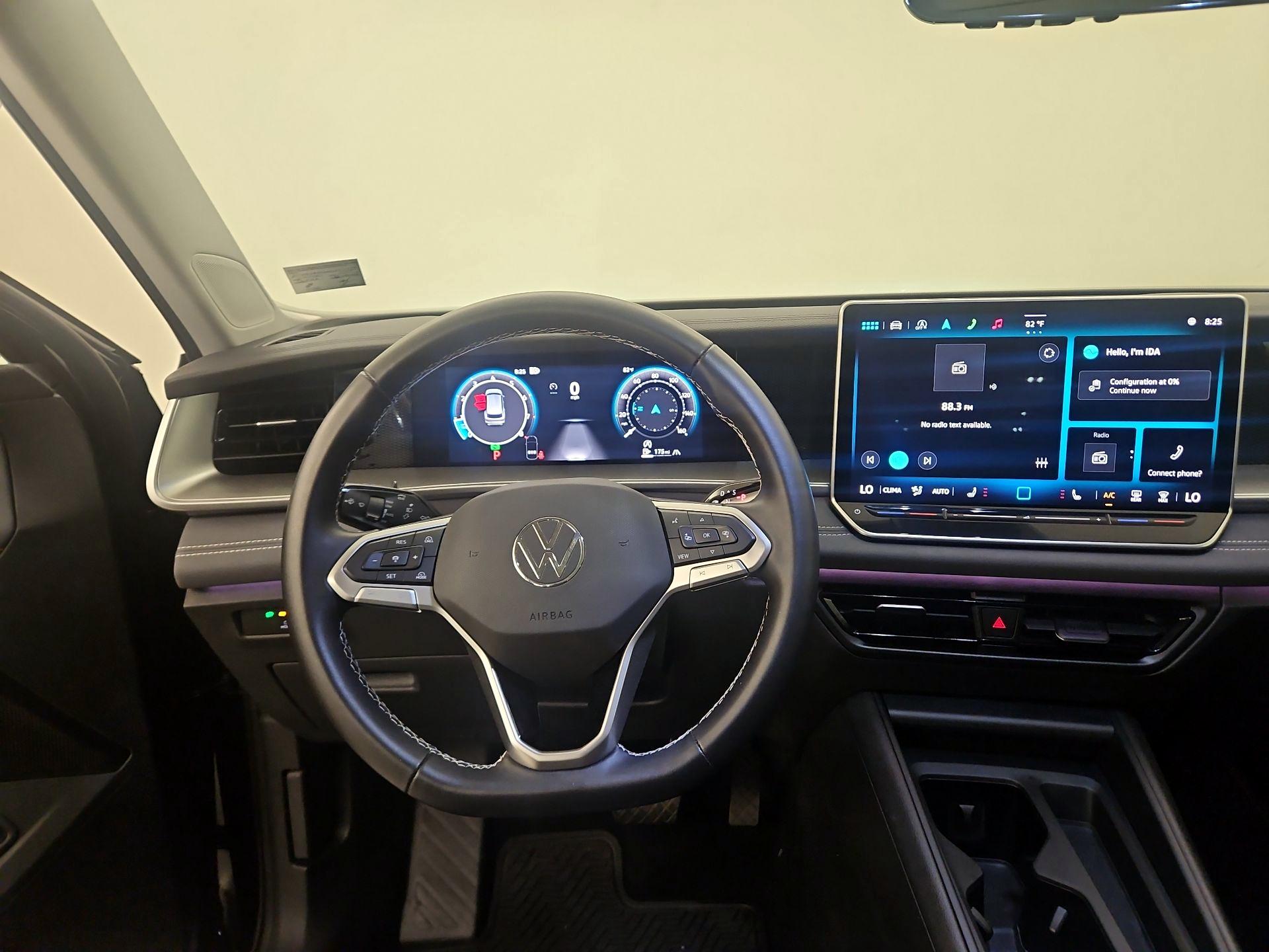 Thumbnail: 2025 Volkswagen Tiguan - 10