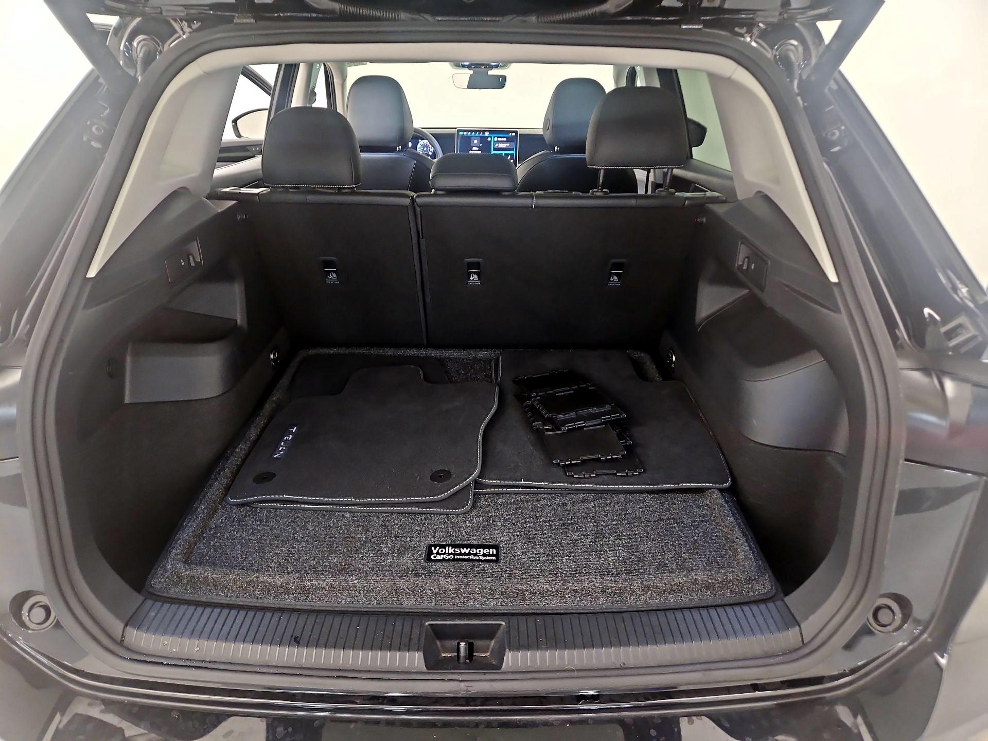 Thumbnail: 2025 Volkswagen Tiguan - 18