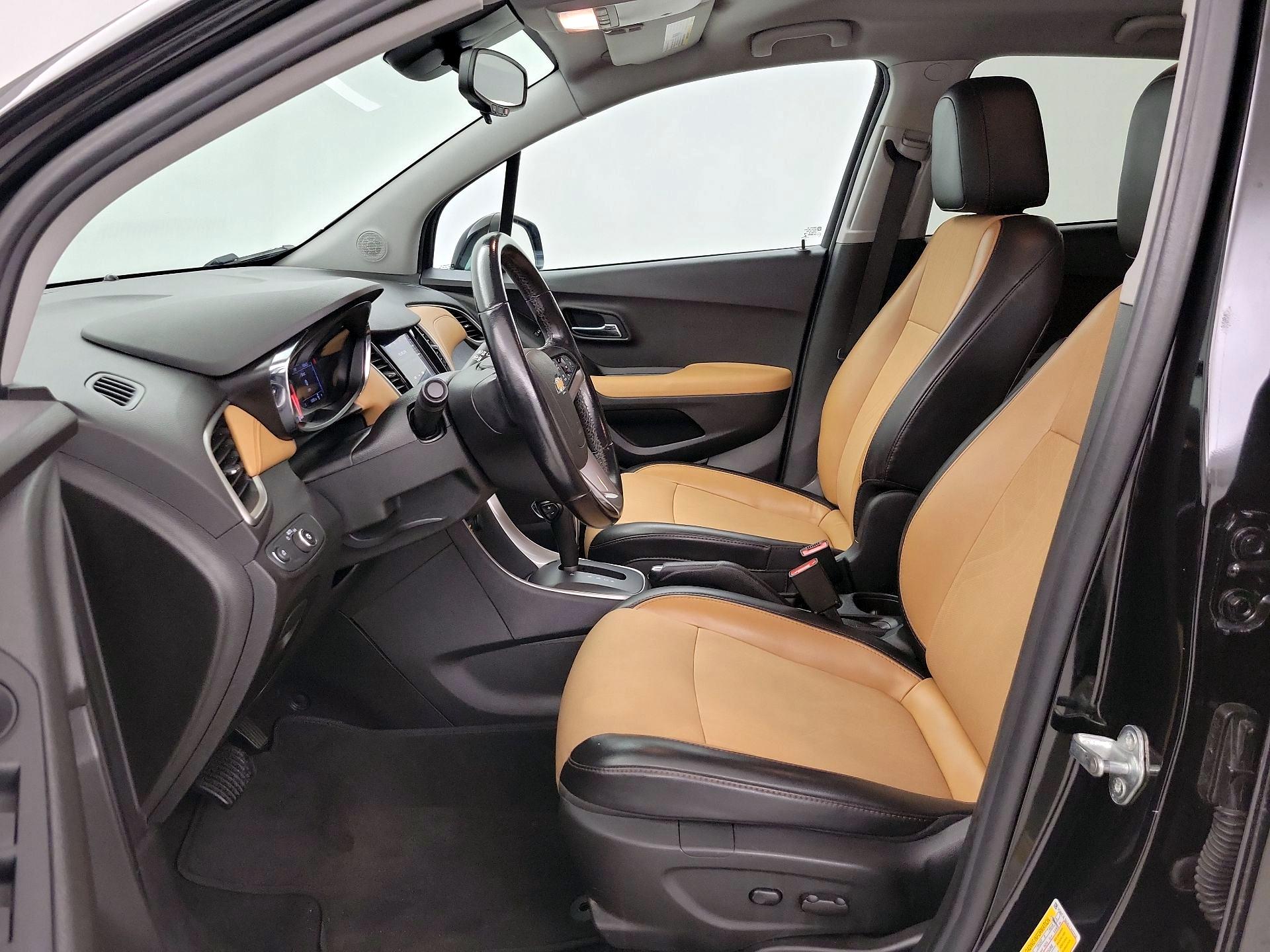 Thumbnail: 2020 Chevrolet Trax - 11