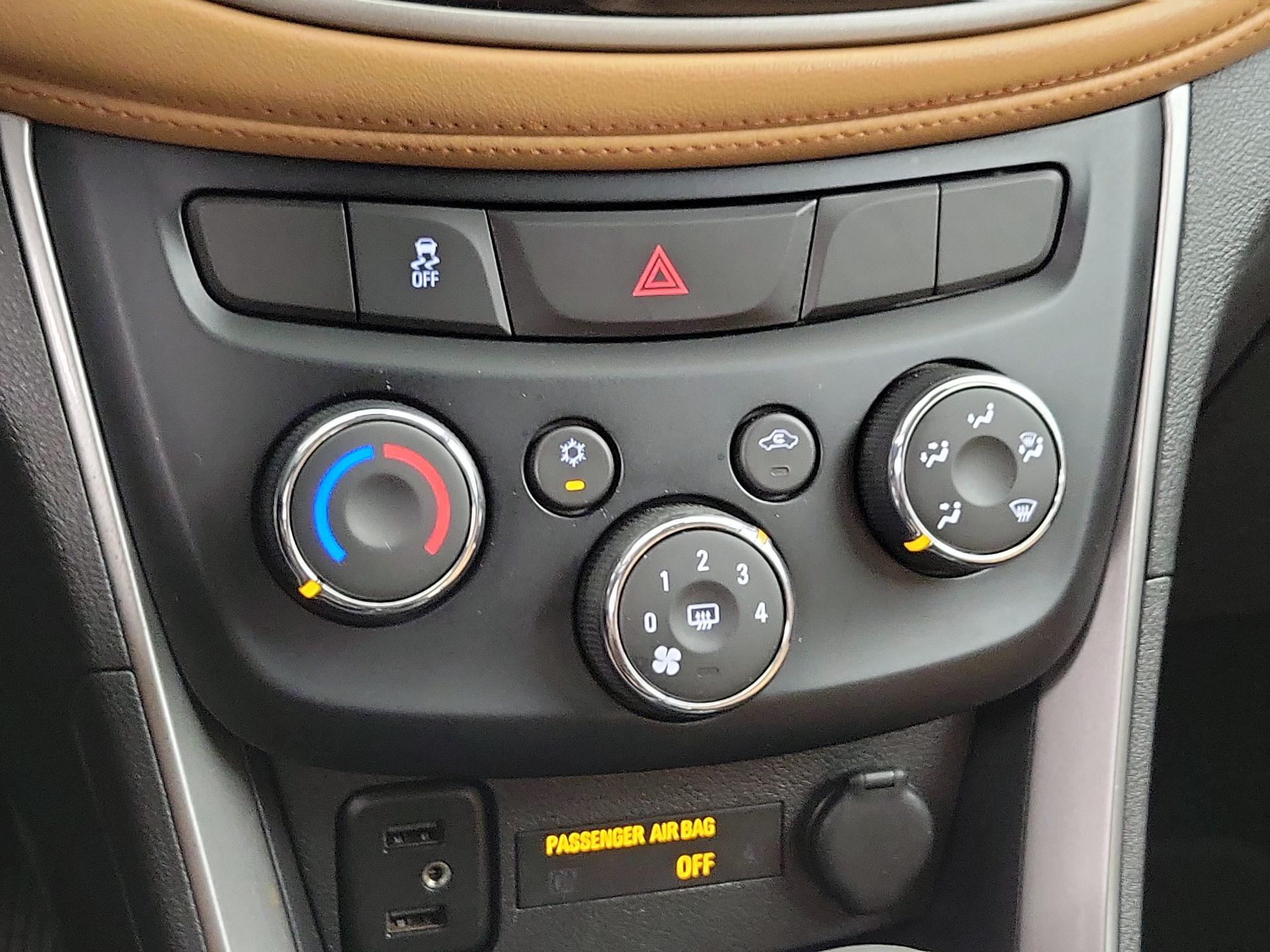 Thumbnail: 2020 Chevrolet Trax - 16
