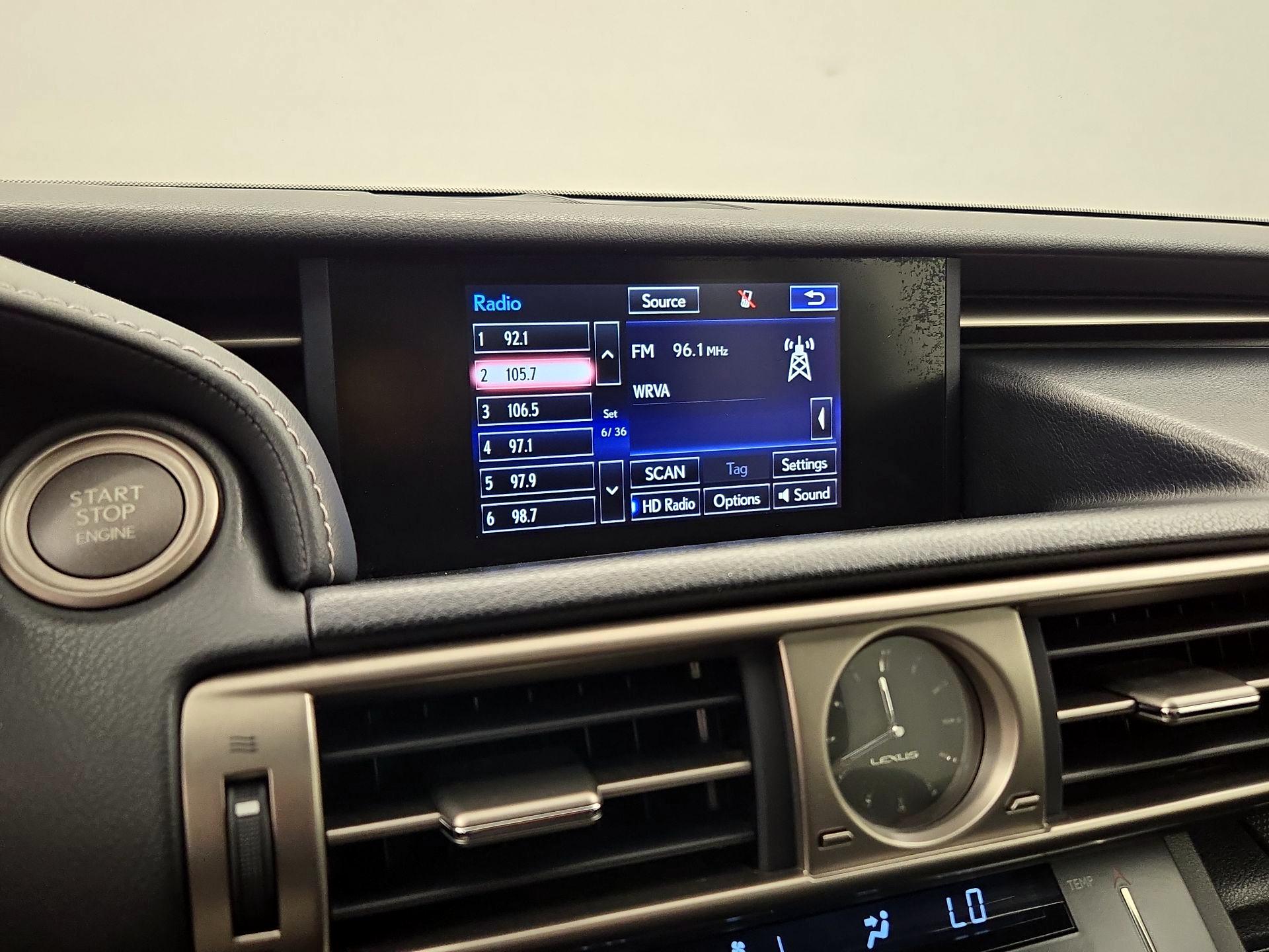 Thumbnail: 2014 Lexus IS - 16