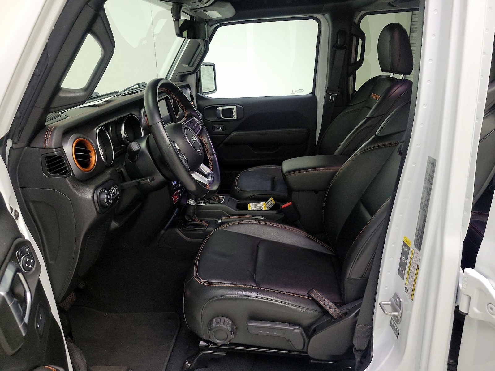 2022 Jeep Gladiator Mojave - Photo 12