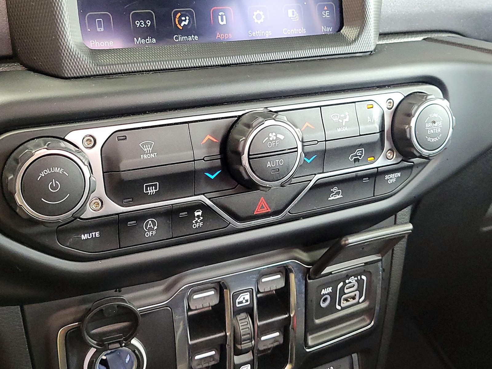 2022 Jeep Gladiator Mojave - Photo 18