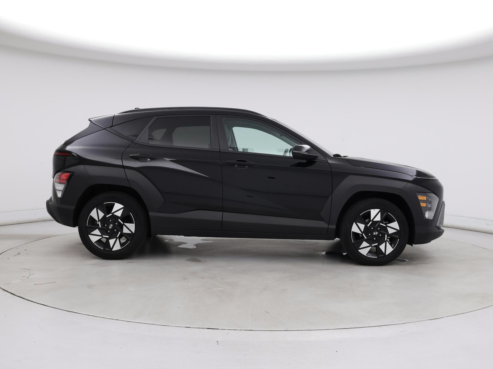 2025 Hyundai Kona SEL - Photo 8