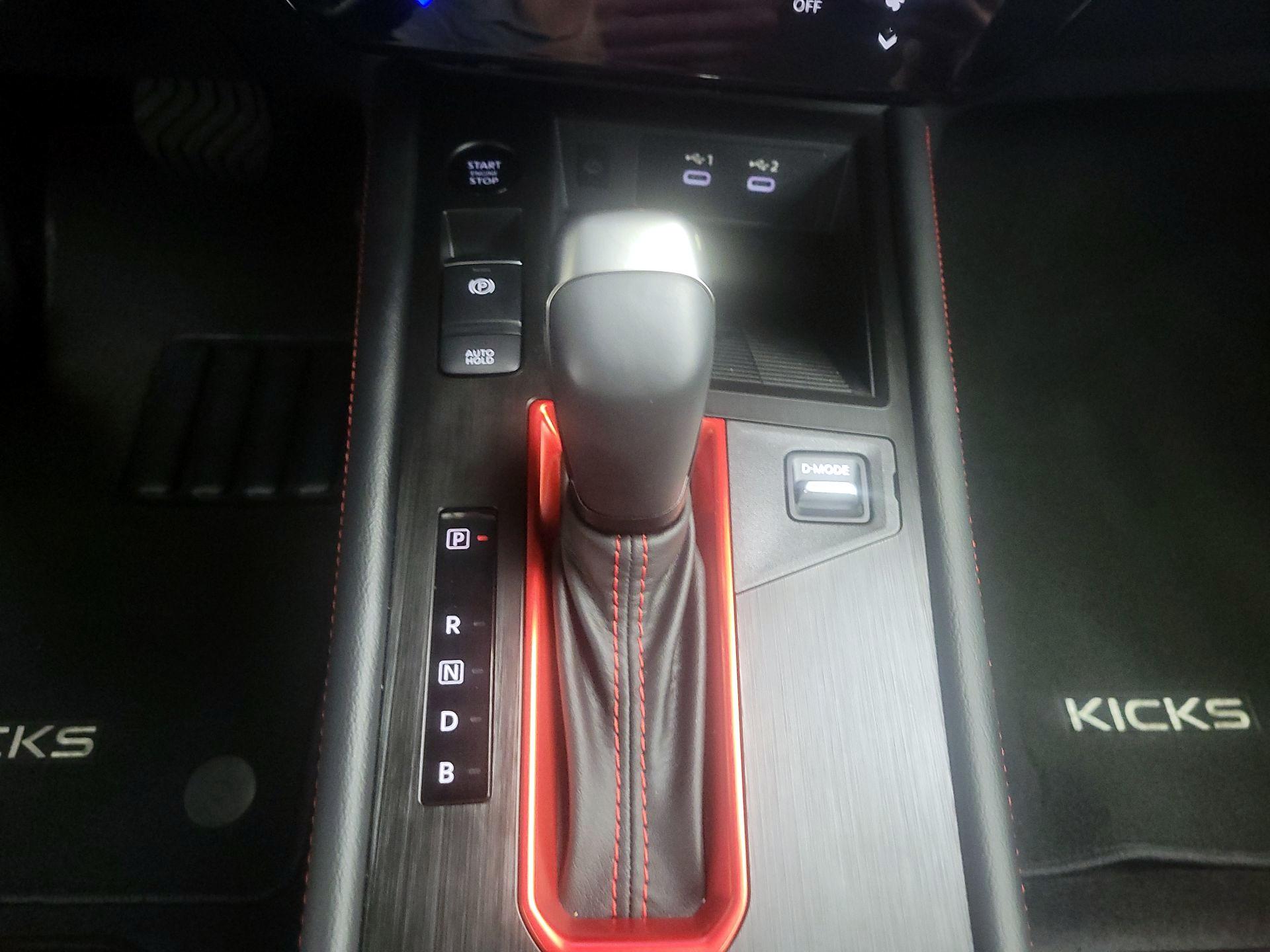 Thumbnail: 2025 Nissan Kicks - 15