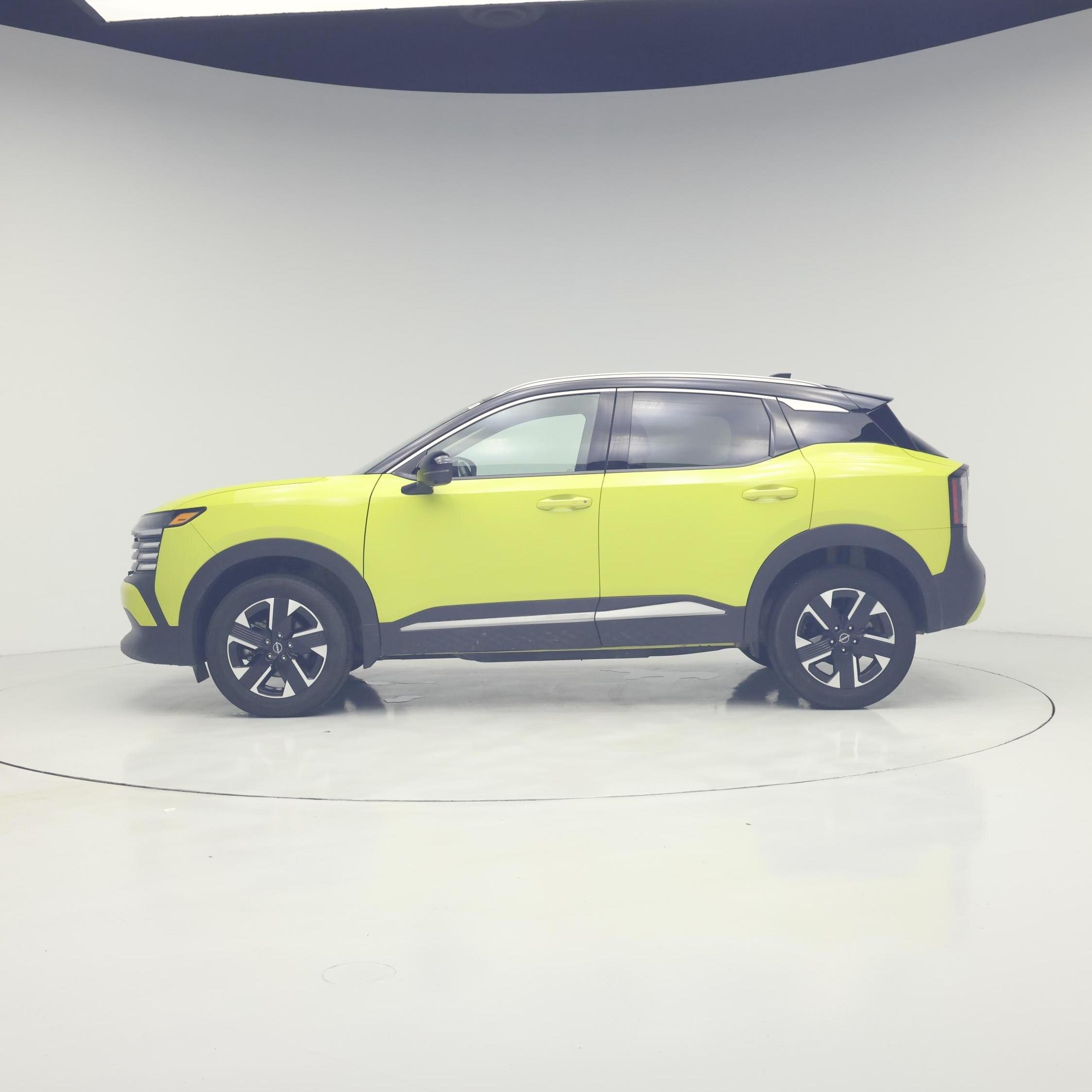 Thumbnail: 2025 Nissan Kicks - 3