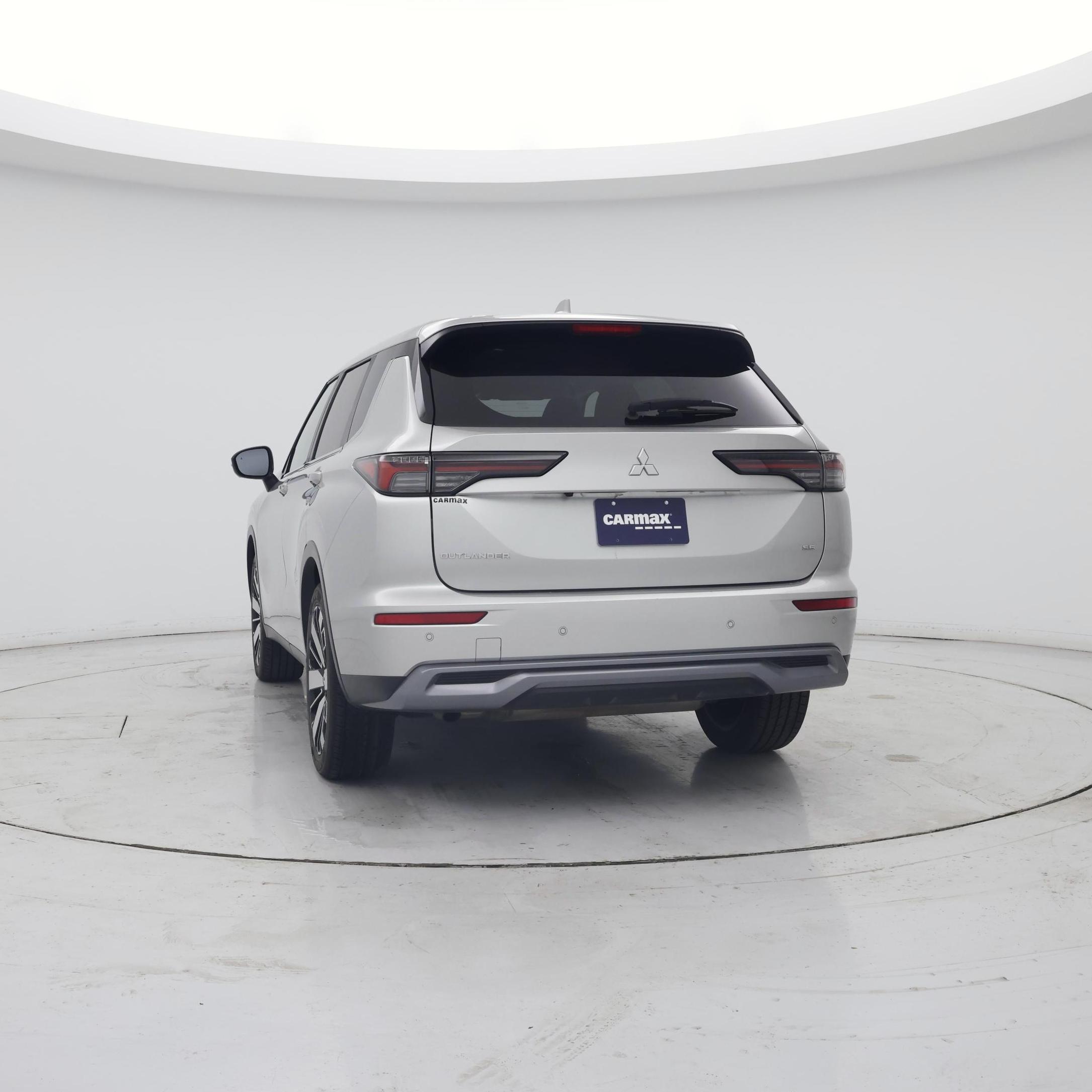 Thumbnail: 2025 Mitsubishi Outlander - 6