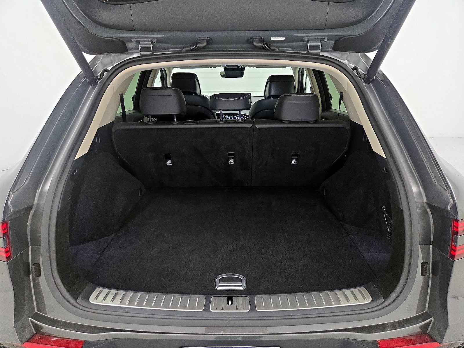 2025 GENESIS GV70 Standard - Photo 22