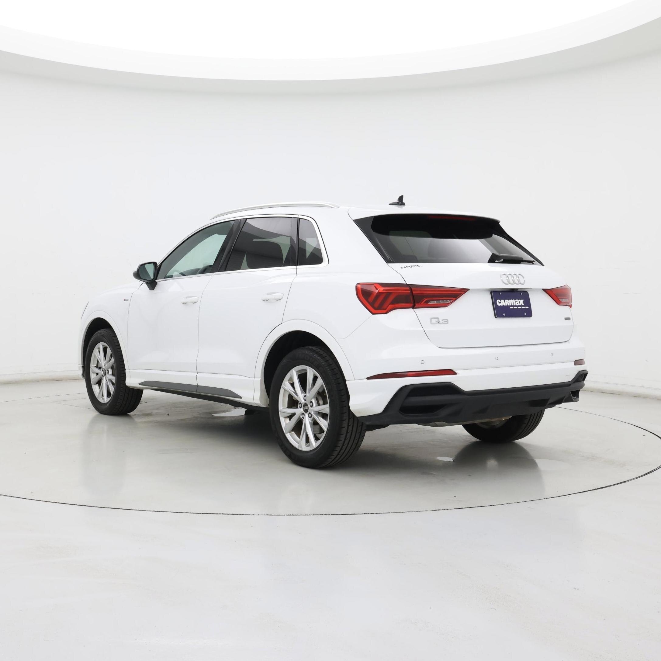 Thumbnail: 2025 Audi Q3 - 2