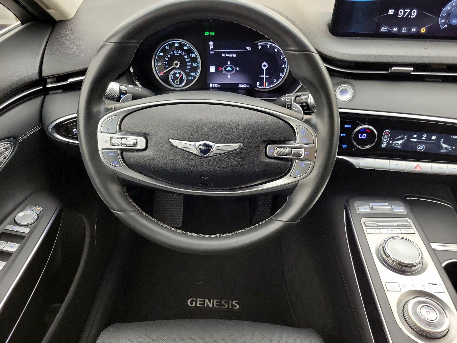 Thumbnail: 2025 Genesis GV70 - 10