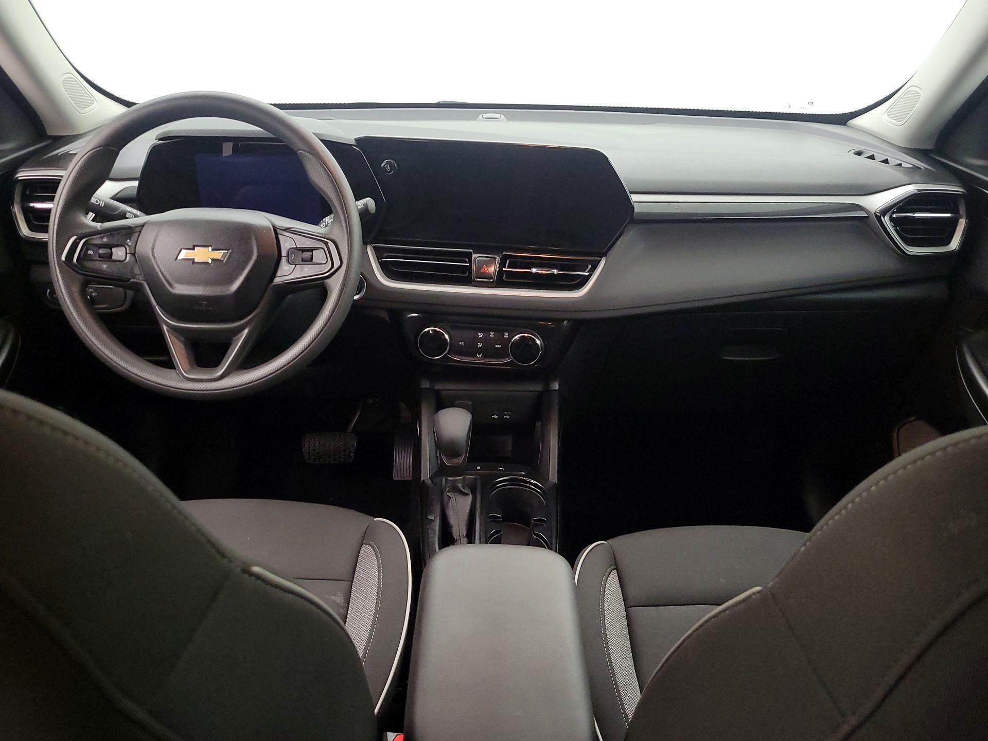 Thumbnail: 2025 Chevrolet TrailBlazer - 9