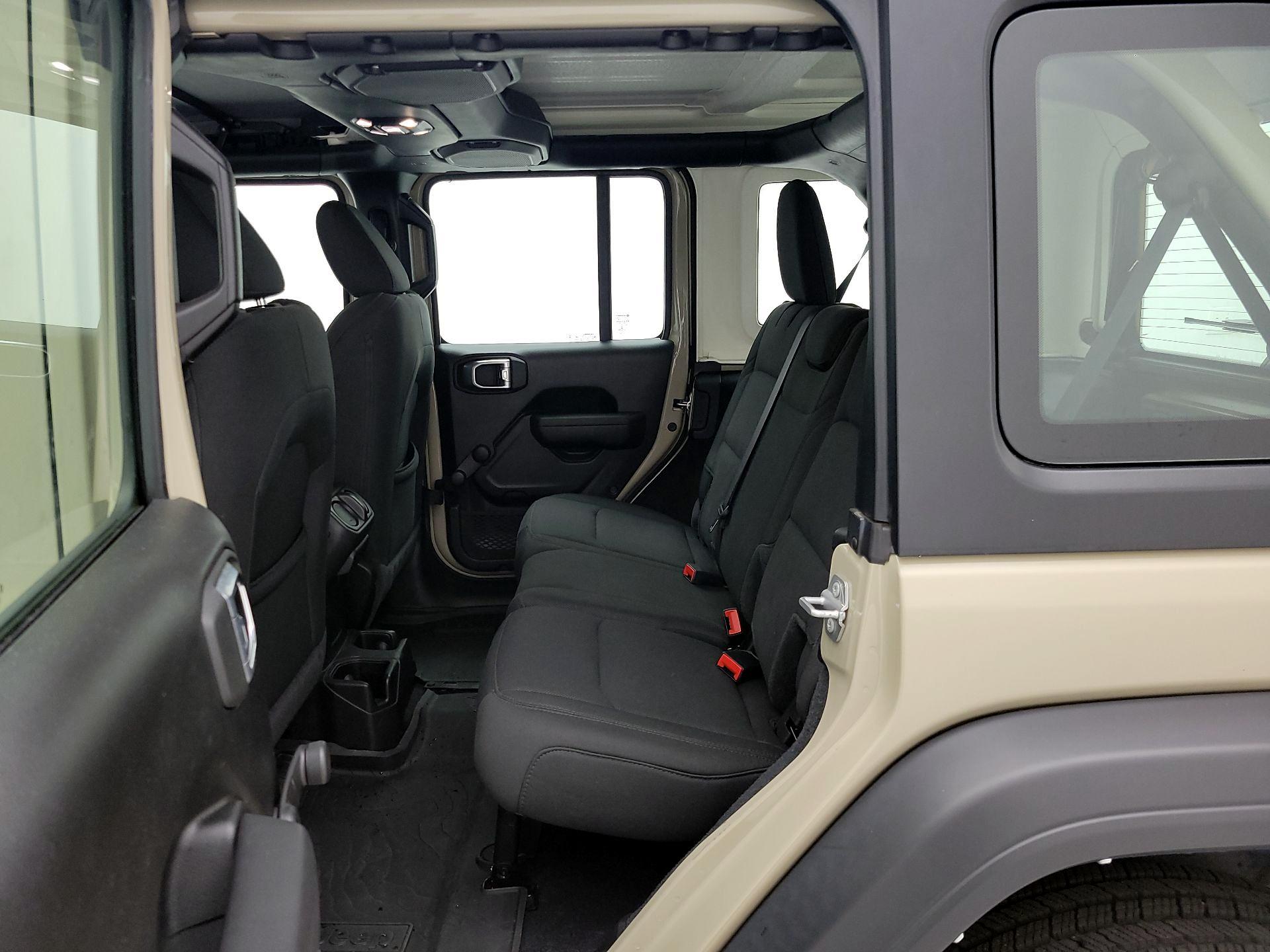 Thumbnail: 2022 Jeep Wrangler - 19