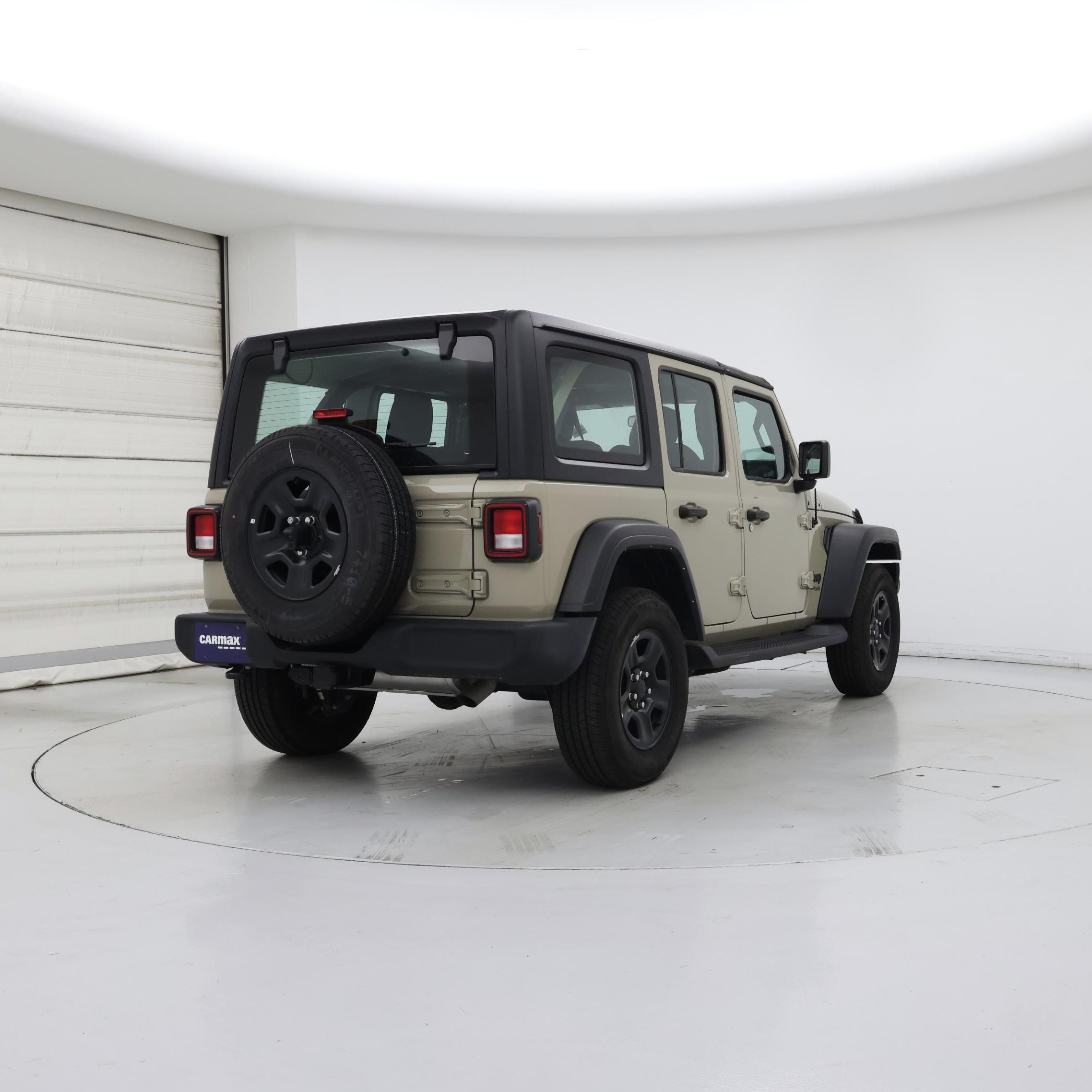 Thumbnail: 2022 Jeep Wrangler - 8