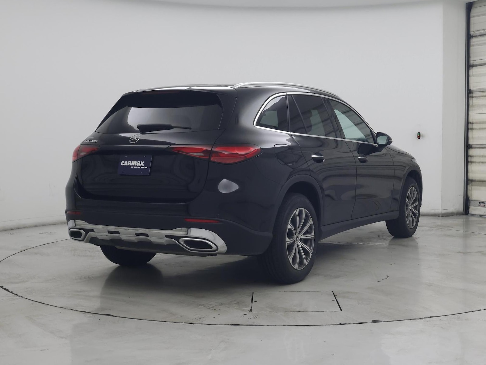 2024 Mercedes-Benz GLC GLC300 - Photo 9