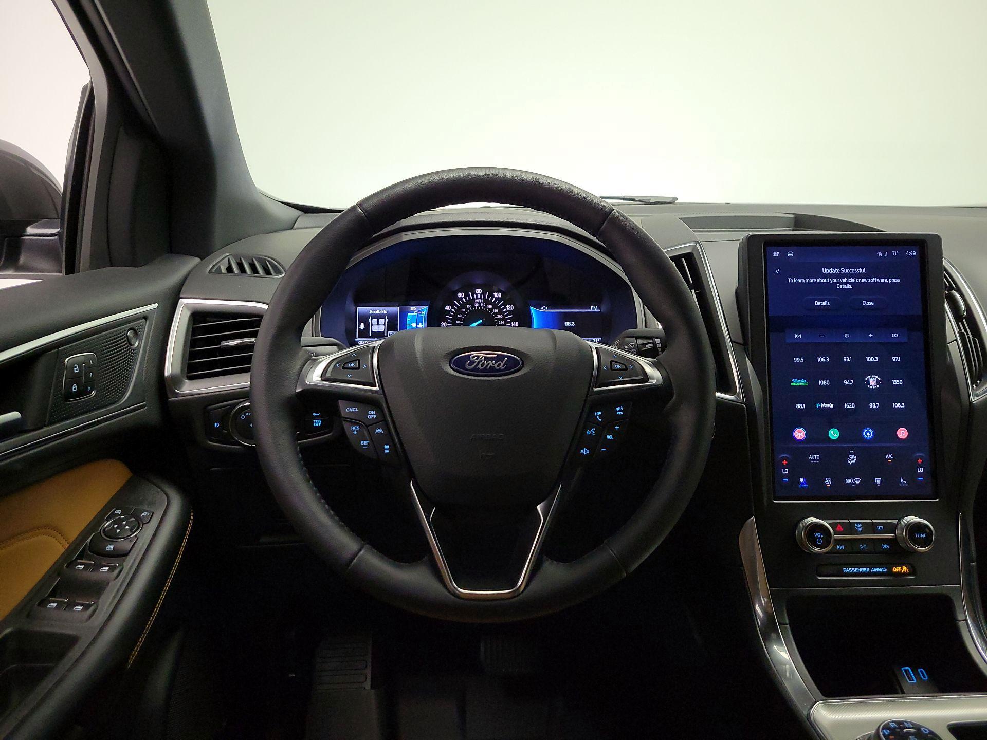 Thumbnail: 2024 Ford Edge - 10