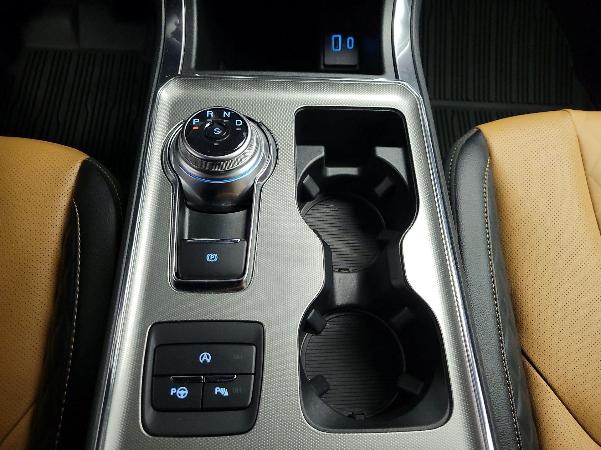 Thumbnail: 2024 Ford Edge - 16