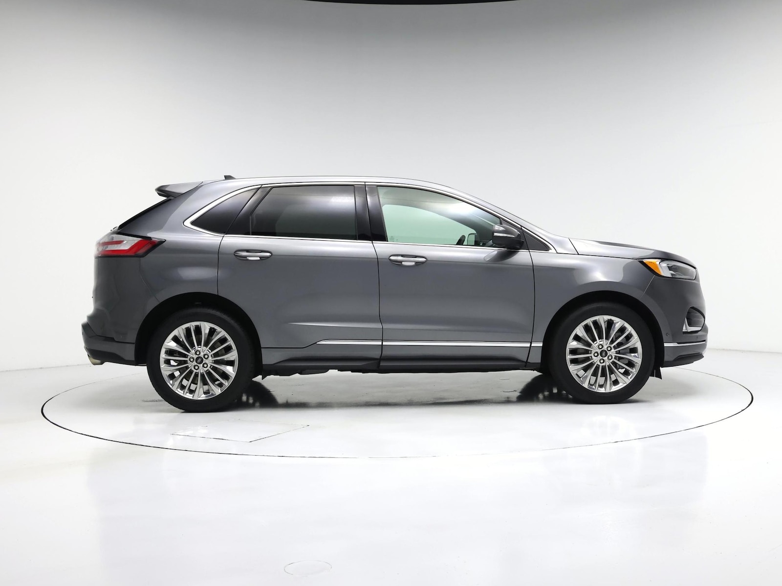 2024 Ford Edge Titanium - Photo 8