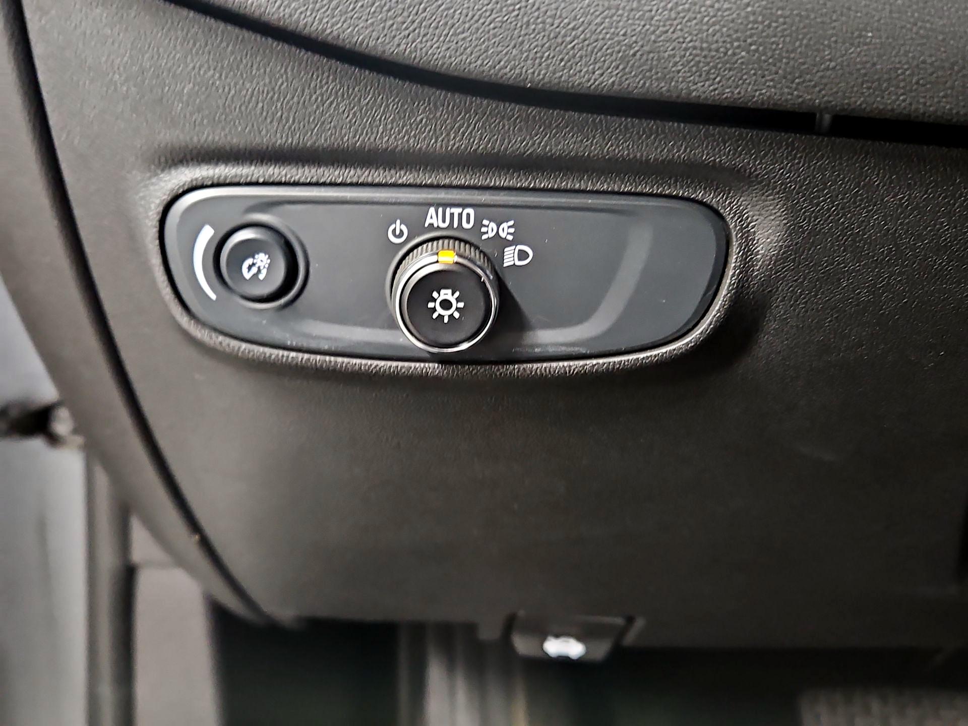 Thumbnail: 2024 Chevrolet Equinox - 13