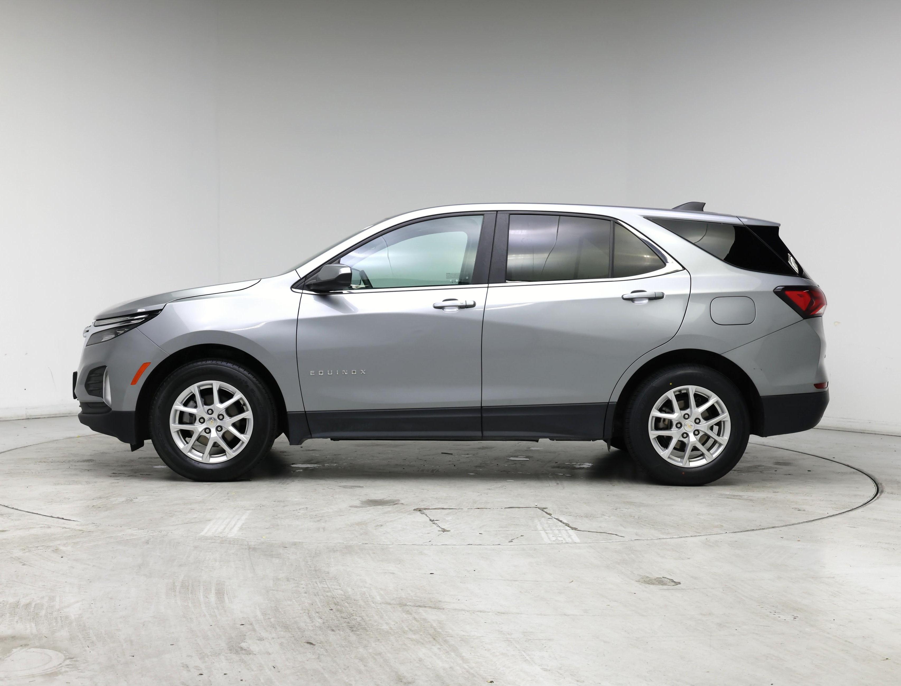 Thumbnail: 2024 Chevrolet Equinox - 3